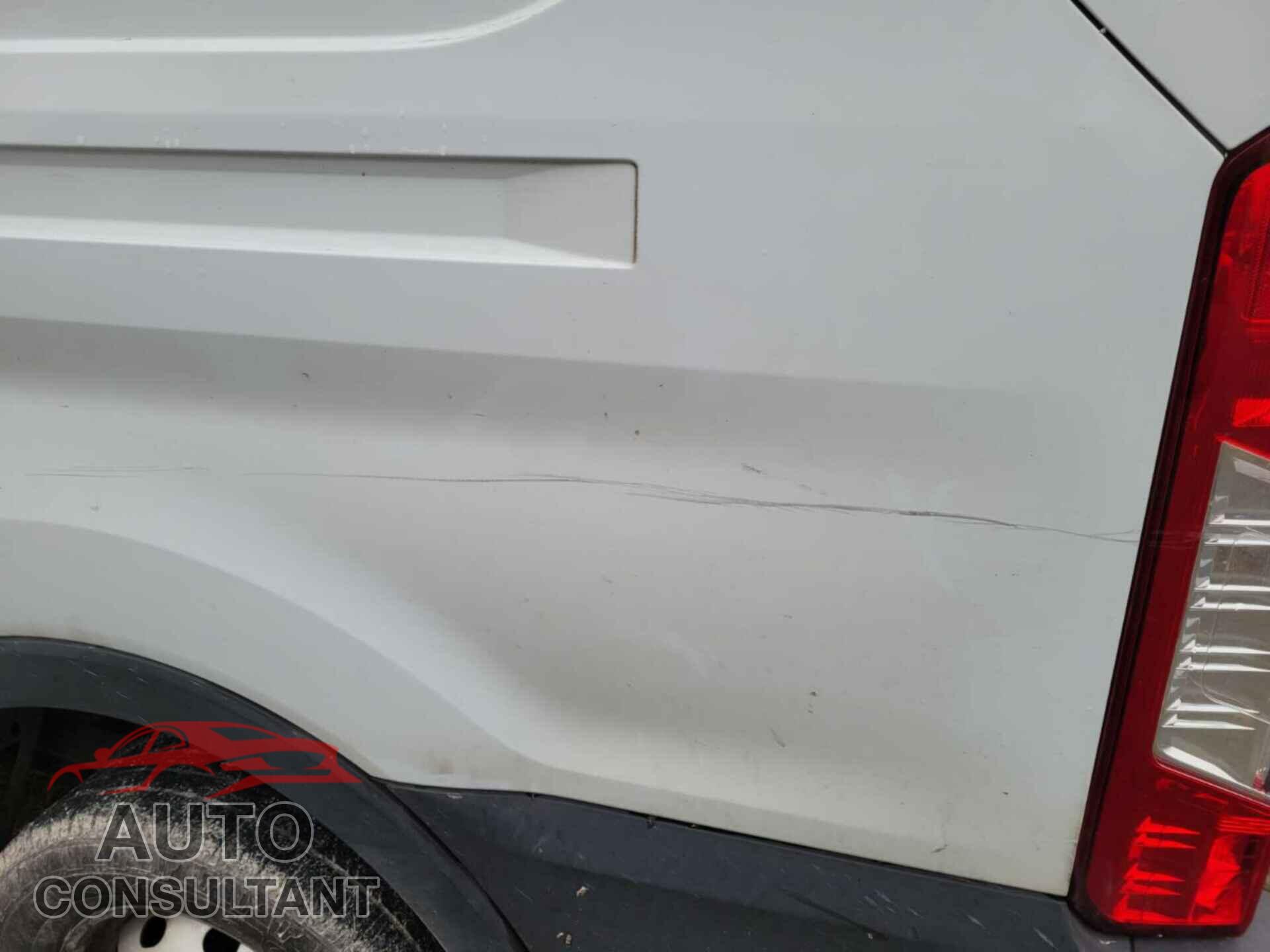 FORD TRANSIT 2019 - 1FTYR2CM3KKA04831