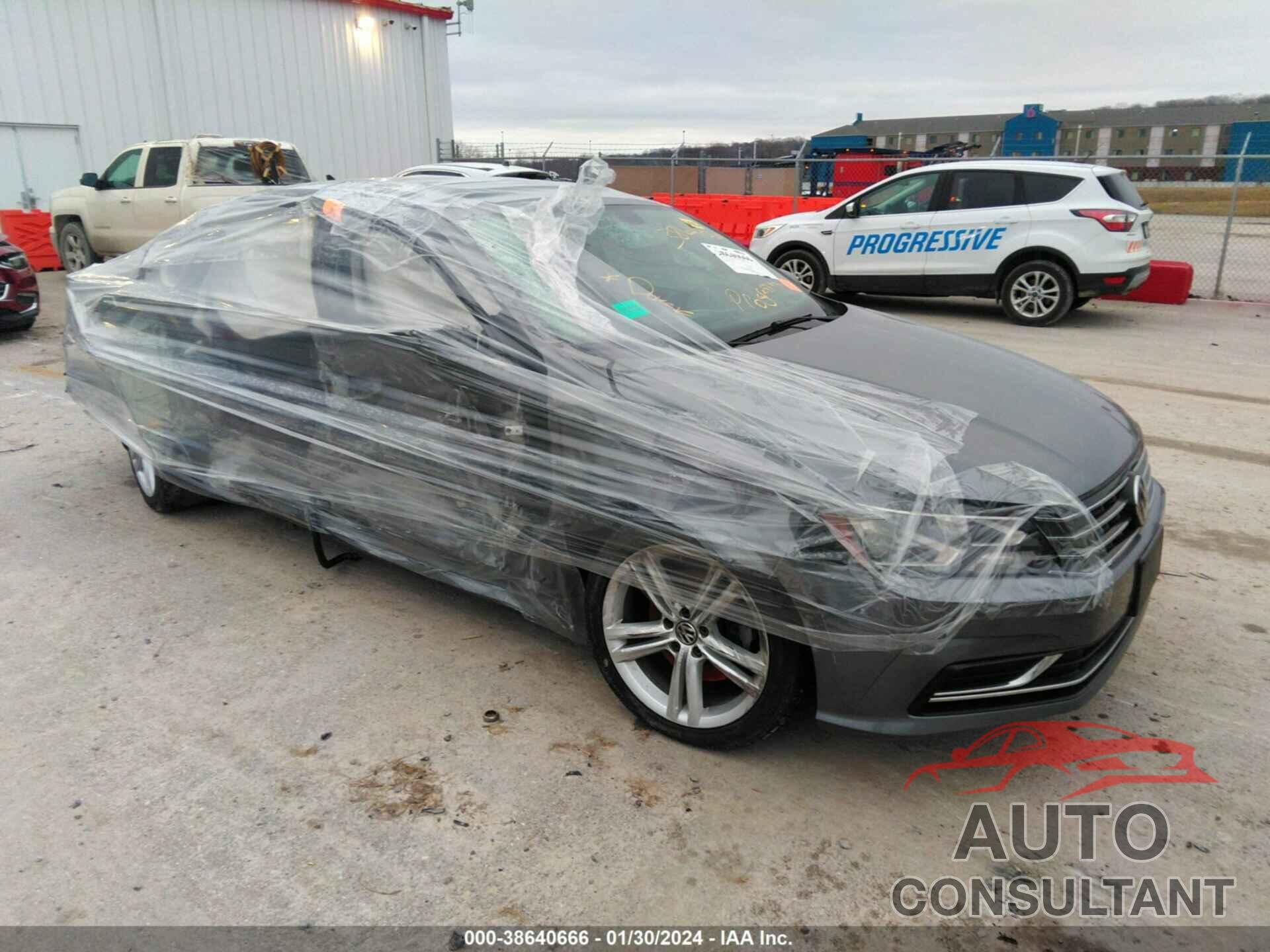 VOLKSWAGEN PASSAT 2019 - 1VWLA7A34KC010301