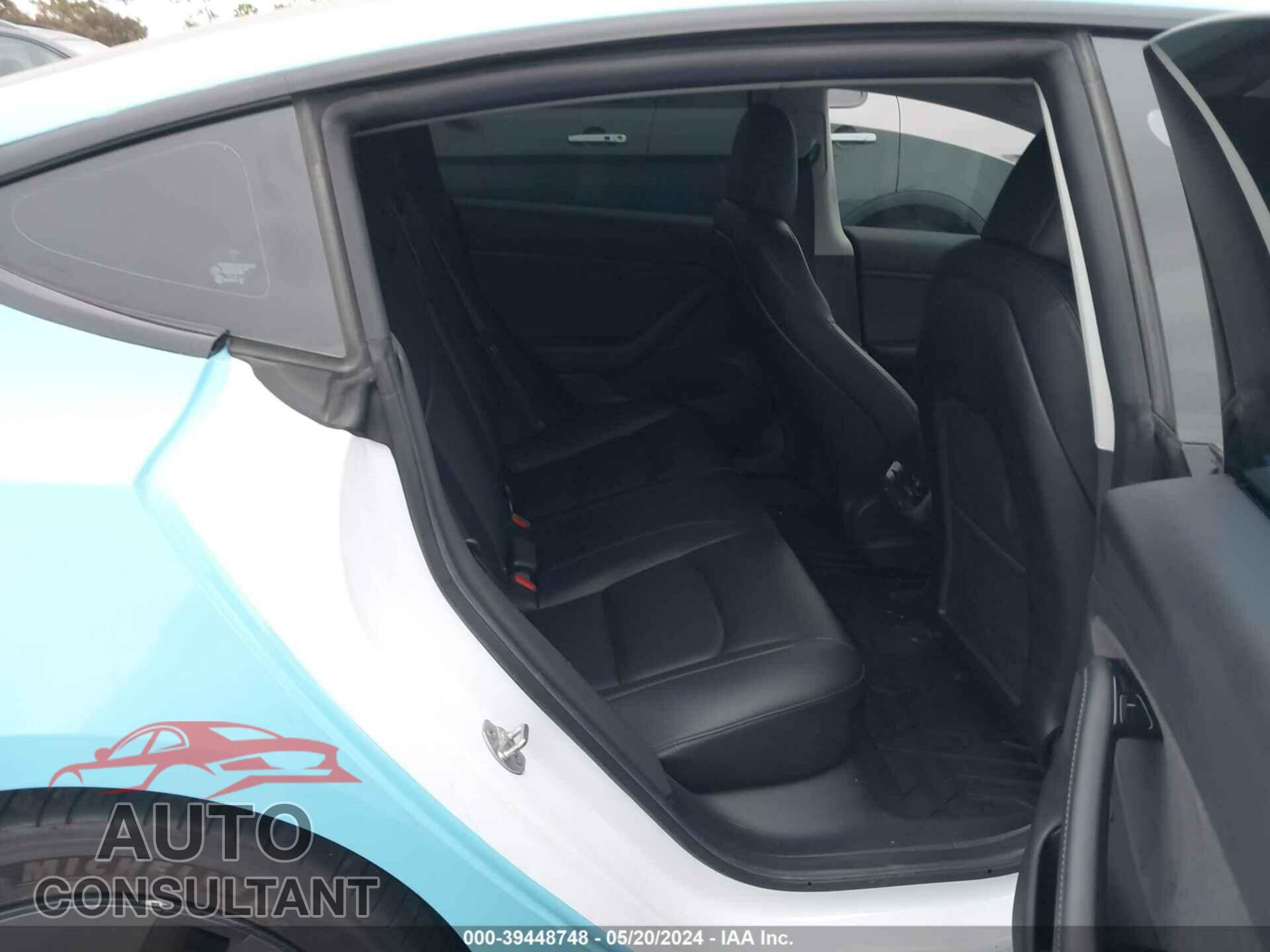 TESLA MODEL 3 2019 - 5YJ3E1EB3KF387968