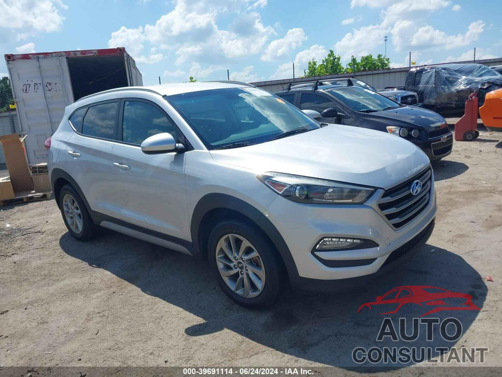 HYUNDAI TUCSON 2018 - KM8J3CA42JU630686