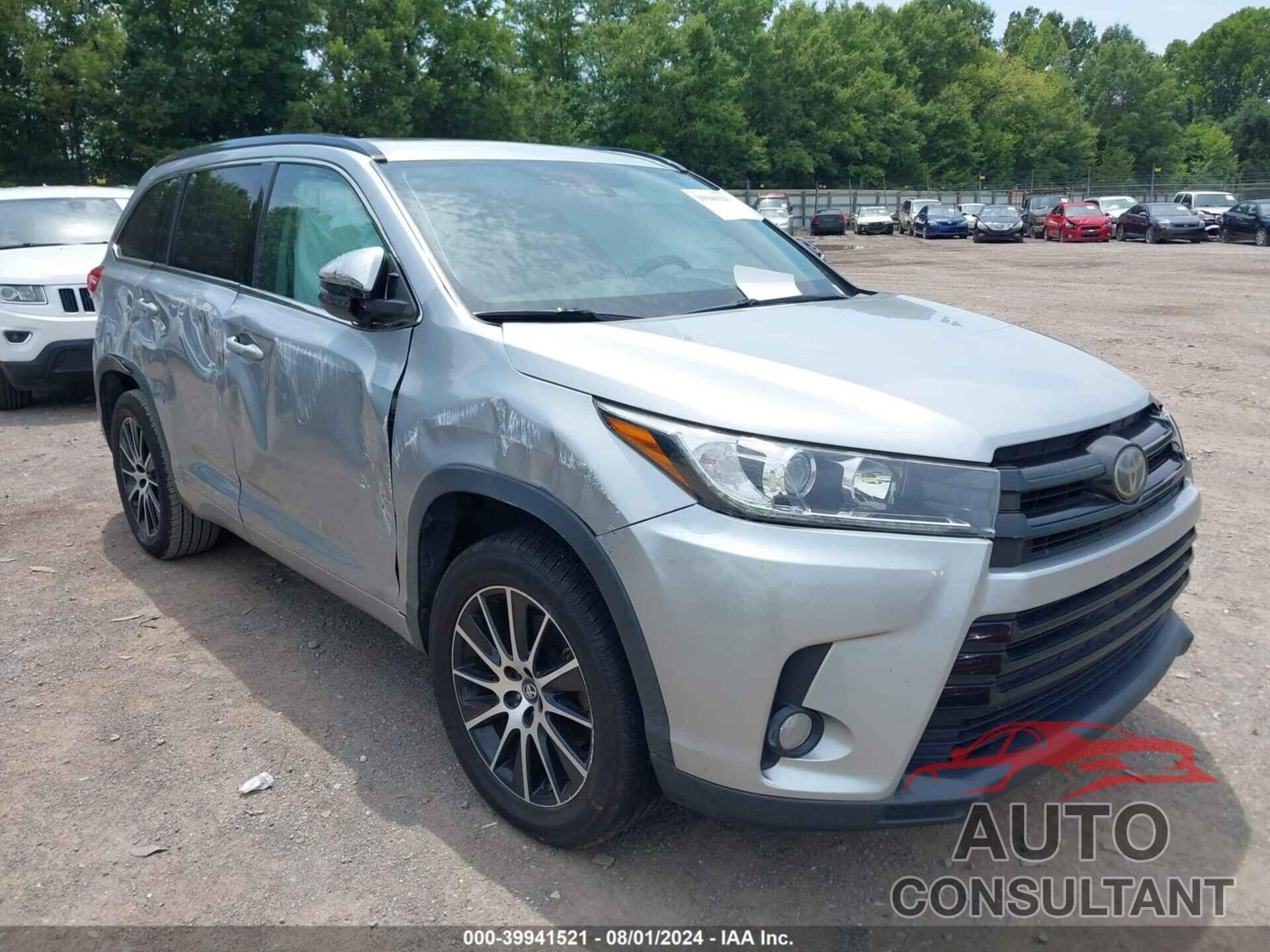 TOYOTA HIGHLANDER 2017 - 5TDKZRFH3HS511372