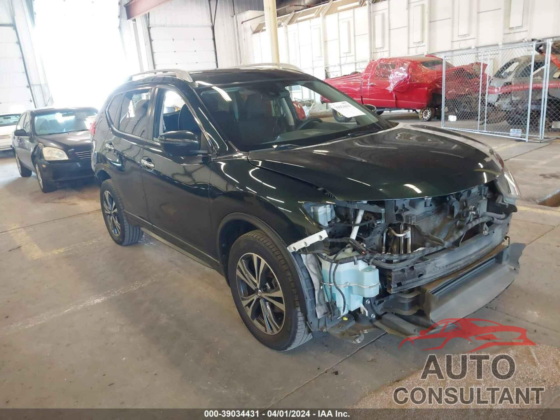 NISSAN ROGUE 2019 - 5N1AT2MV8KC714954