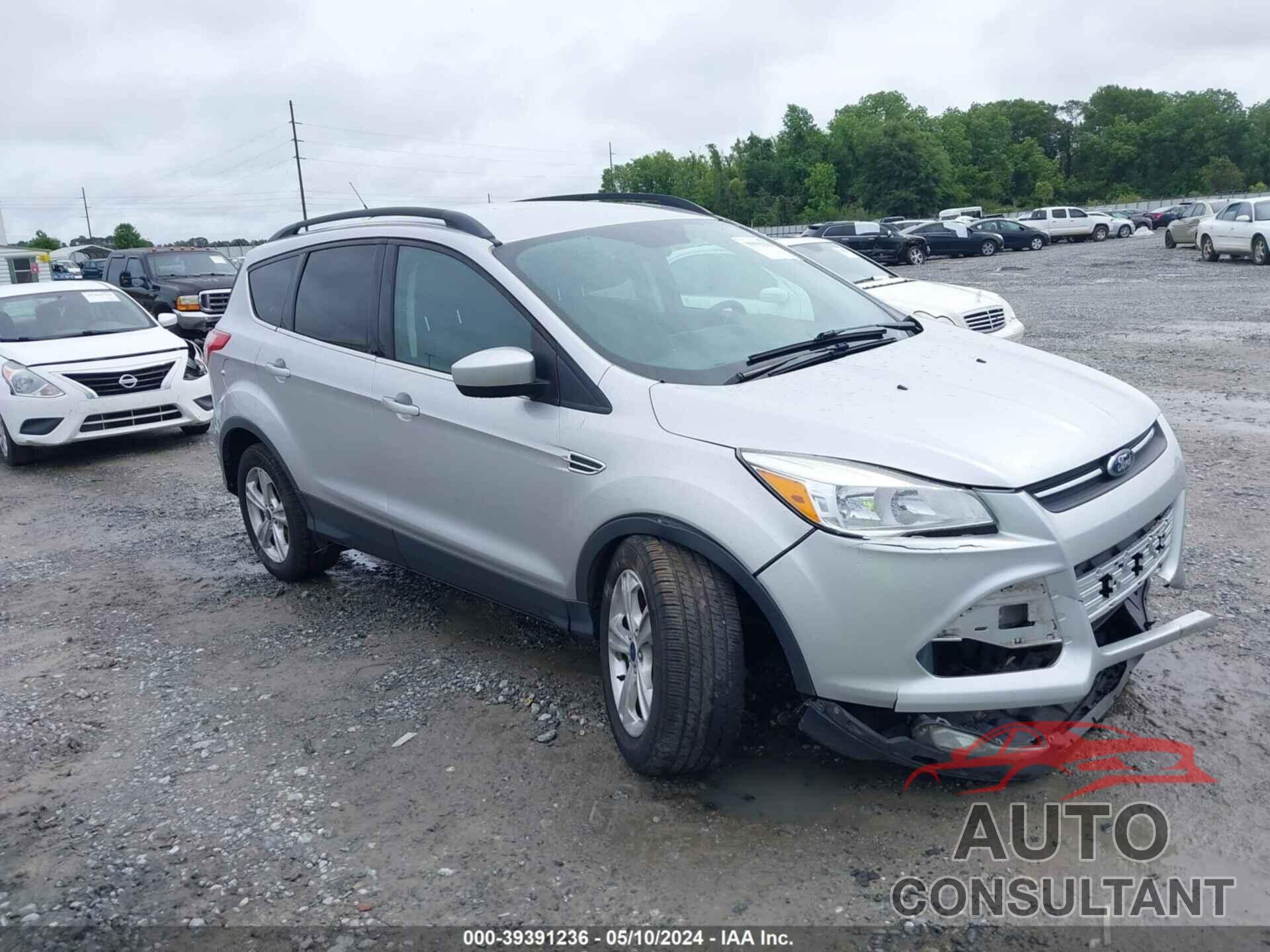 FORD ESCAPE 2016 - 1FMCU0GX2GUC62864