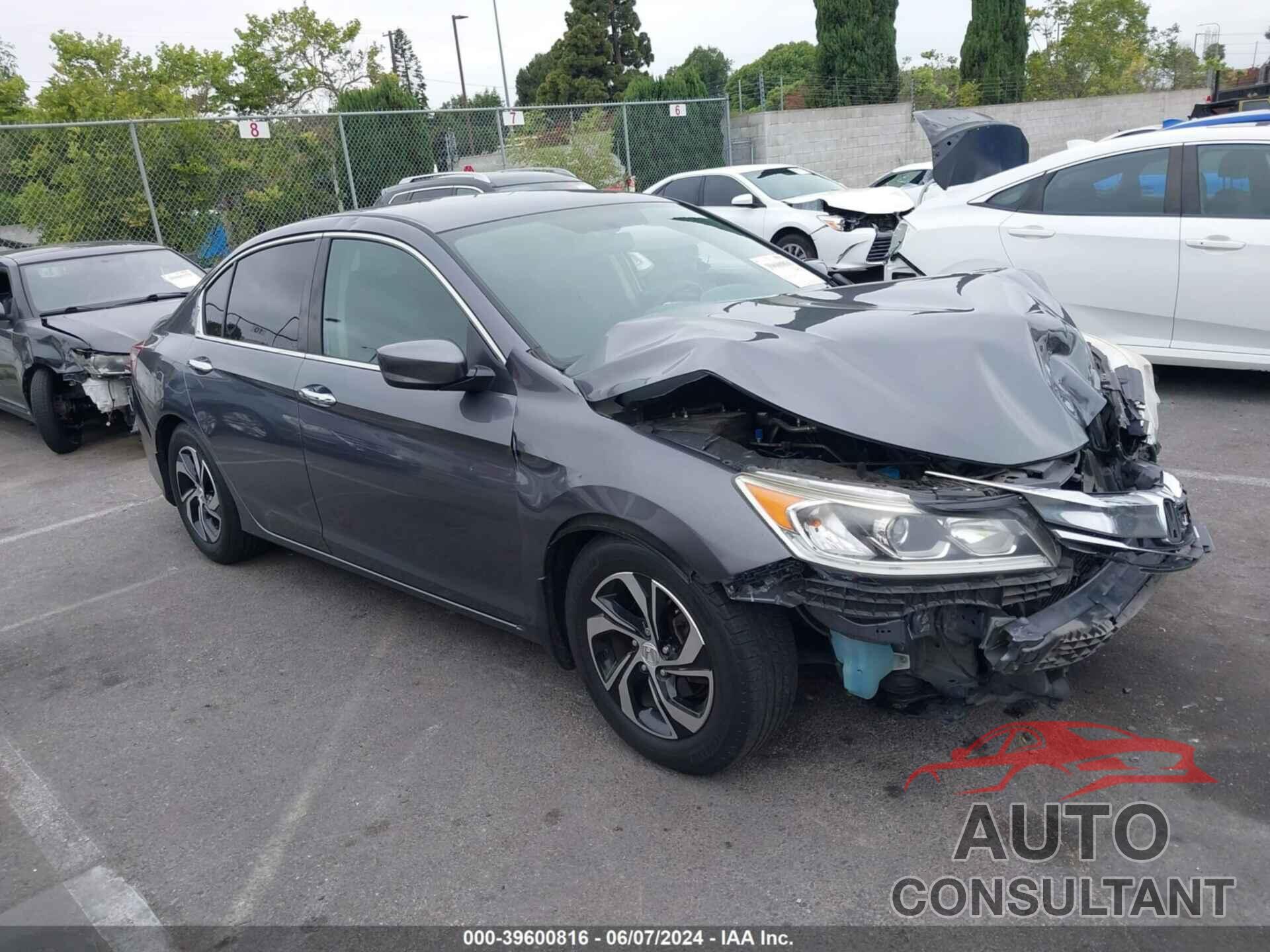 HONDA ACCORD 2017 - 1HGCR2F32HA100995