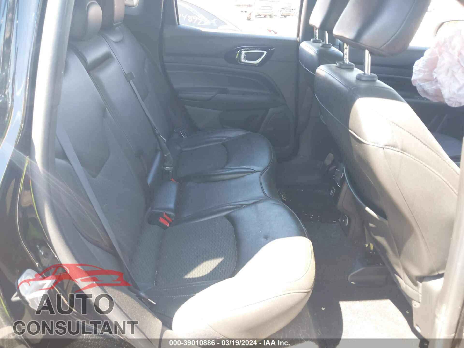 JEEP COMPASS 2022 - 3C4NJCBB1NT172017