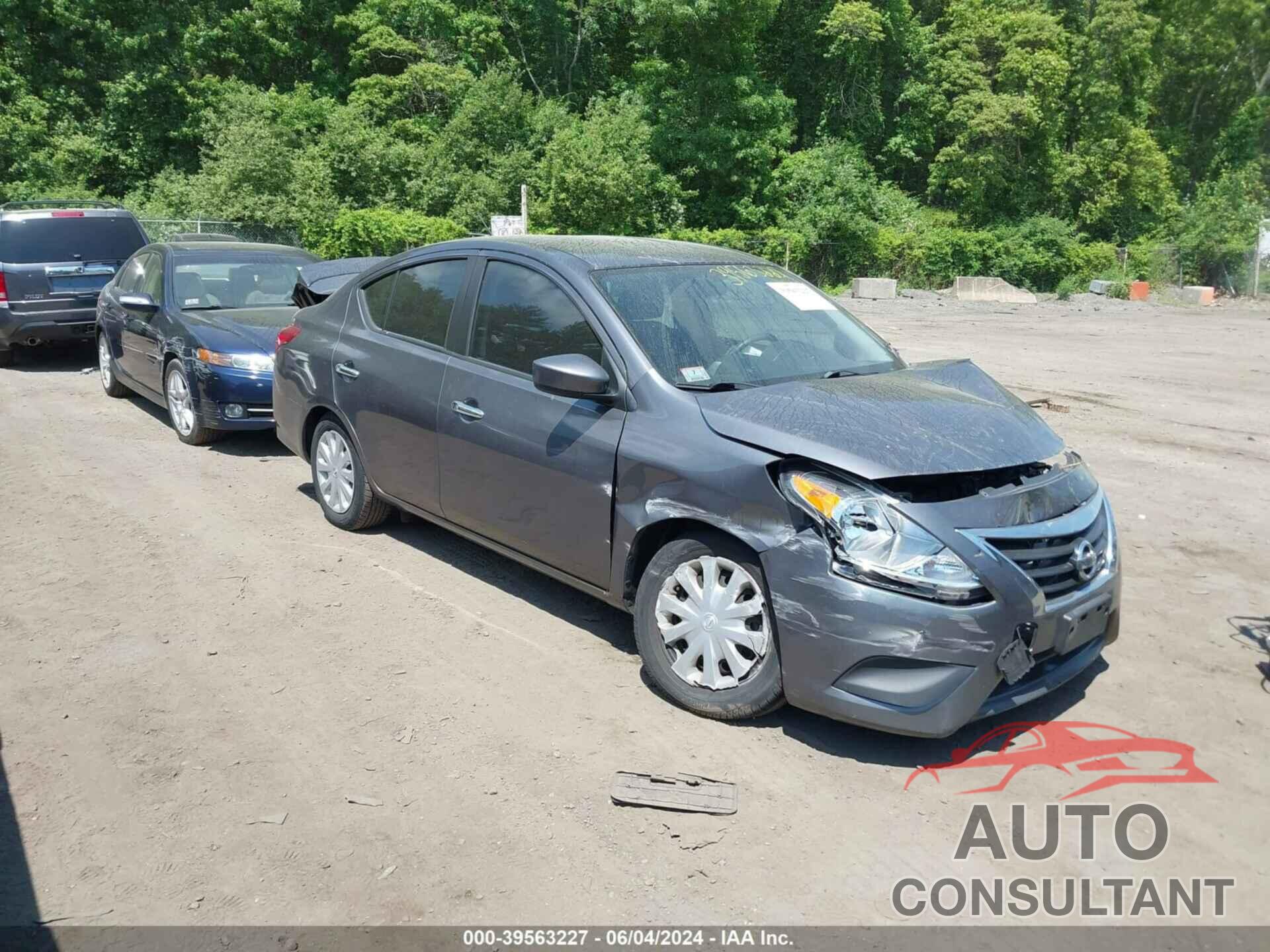 NISSAN VERSA 2019 - 3N1CN7AP7KL846461