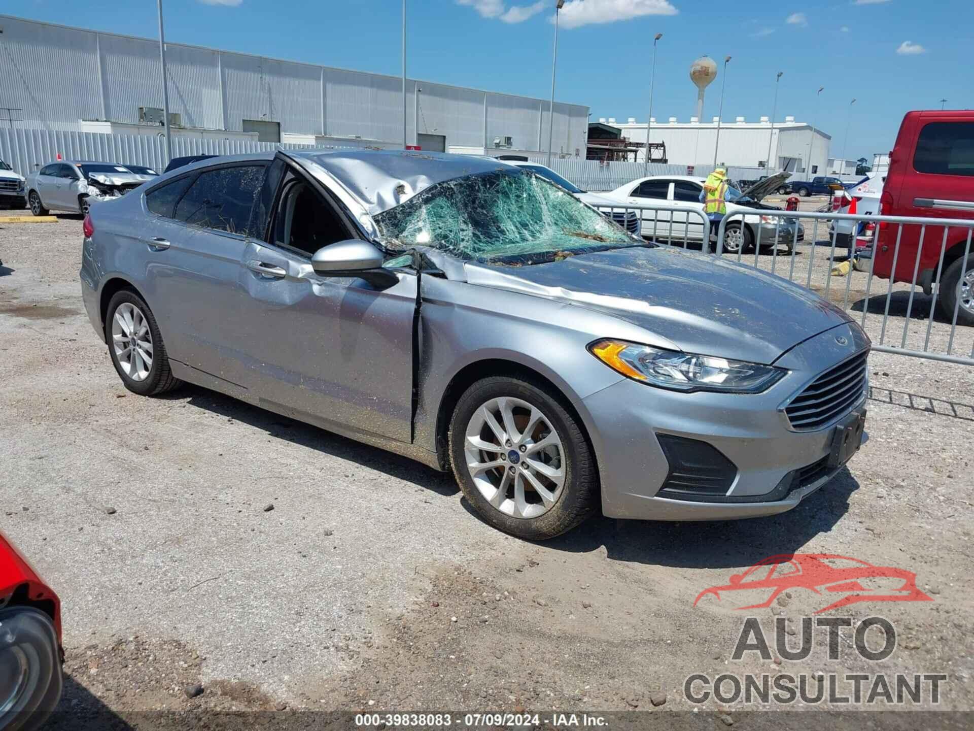 FORD FUSION 2020 - 3FA6P0HD7LR250987