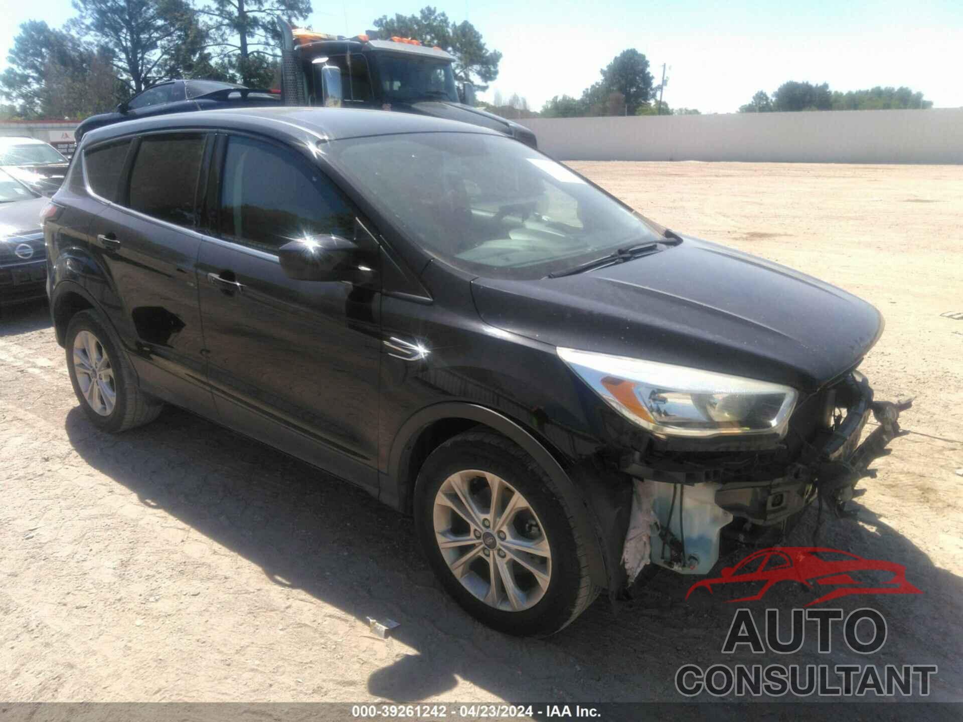 FORD ESCAPE 2017 - 1FMCU0GD7HUD48971