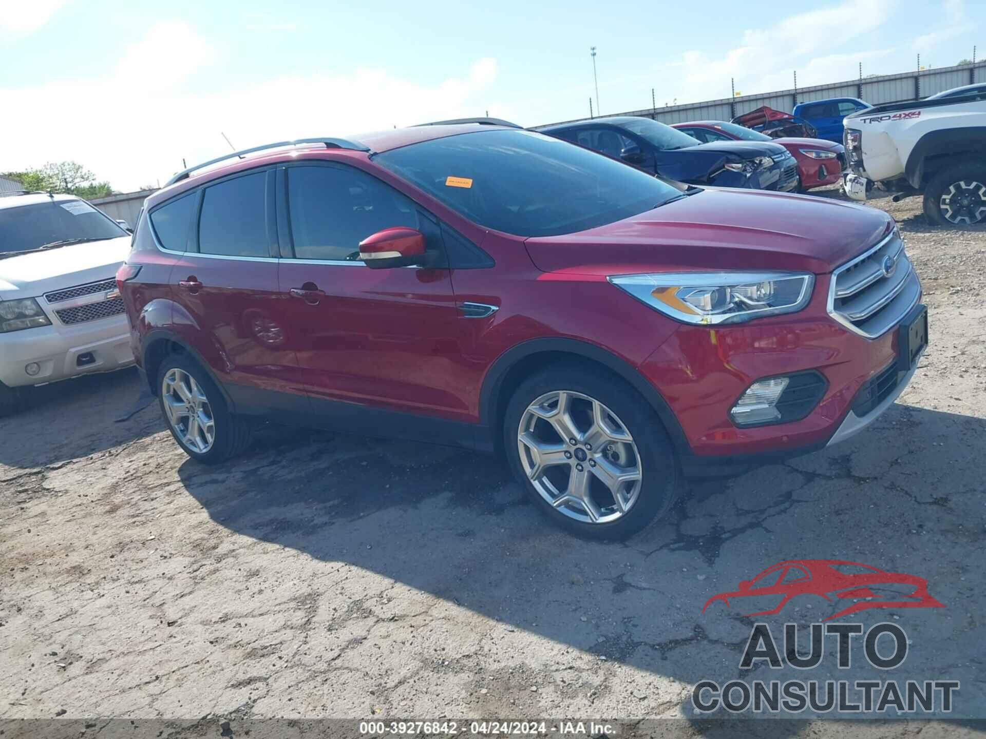 FORD ESCAPE 2019 - 1FMCU9J93KUA05252