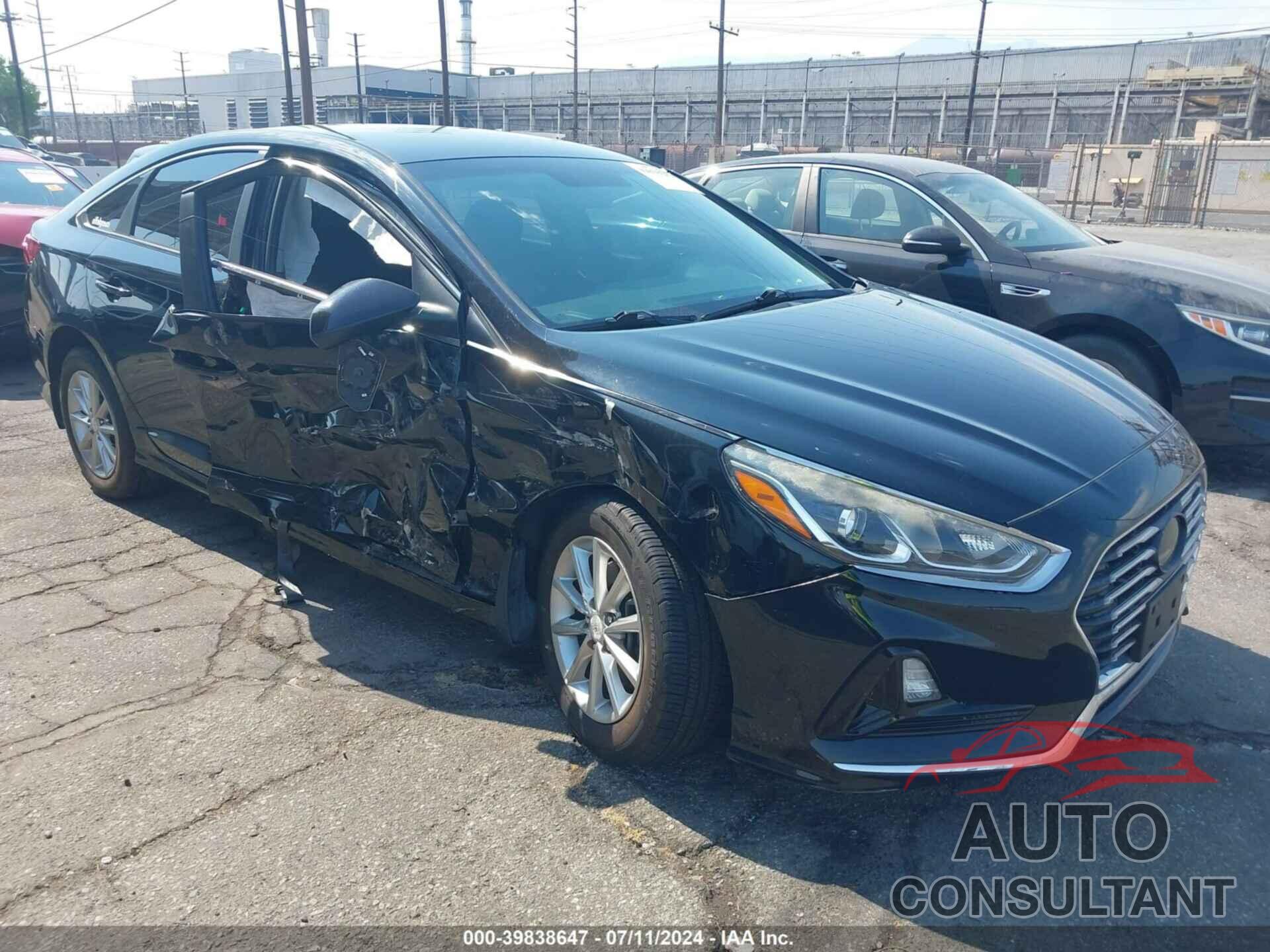 HYUNDAI SONATA 2018 - 5NPE24AF1JH678304