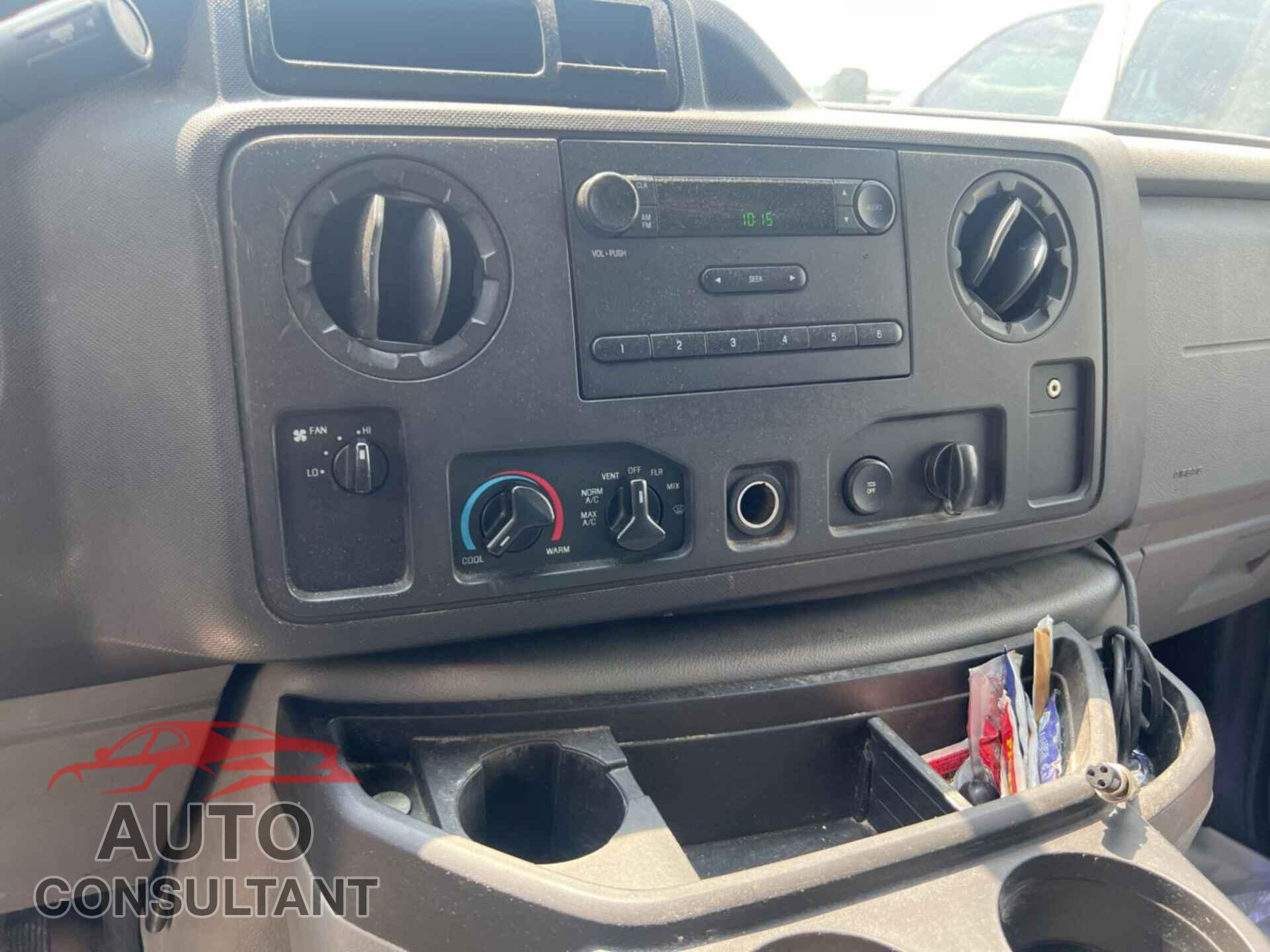 FORD E-450 CUTAWAY 2018 - 1FDXE4FS0JDC19661