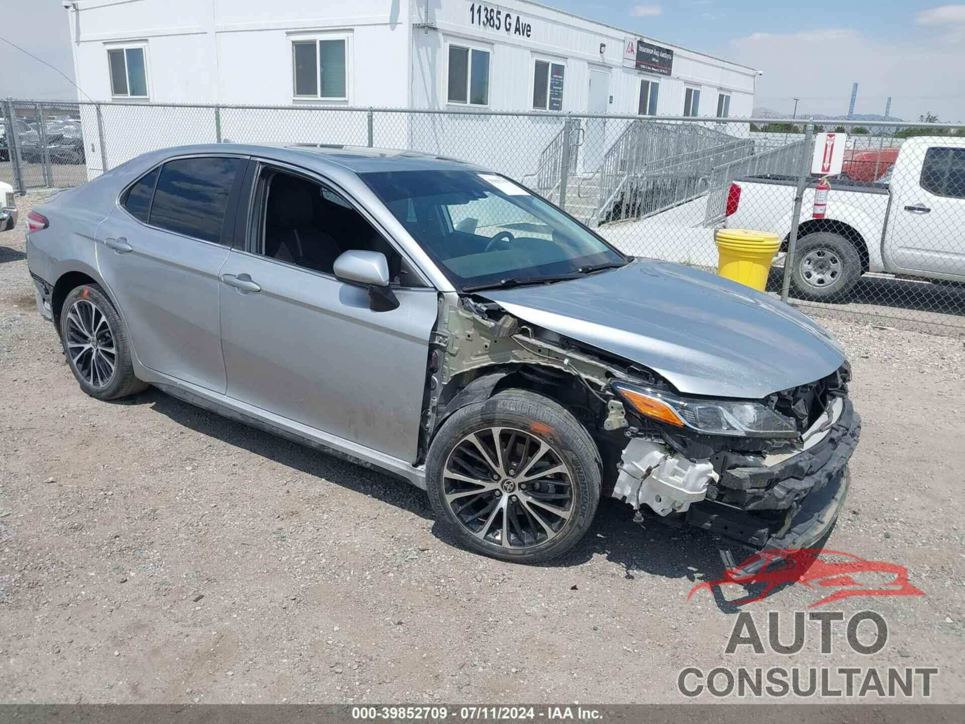 TOYOTA CAMRY 2020 - 4T1G11AKXLU974434