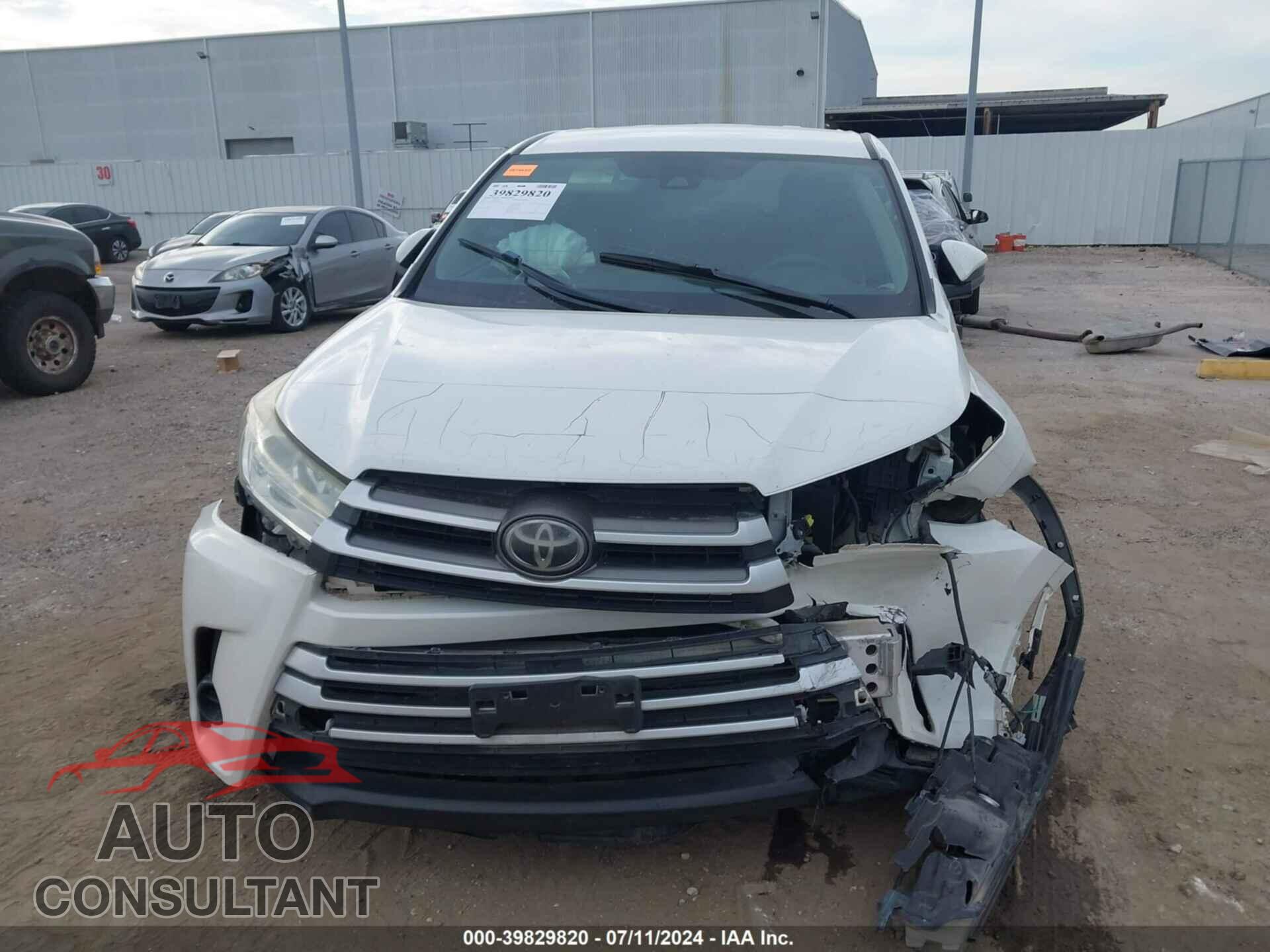TOYOTA HIGHLANDER 2017 - 5TDZZRFH9HS201130