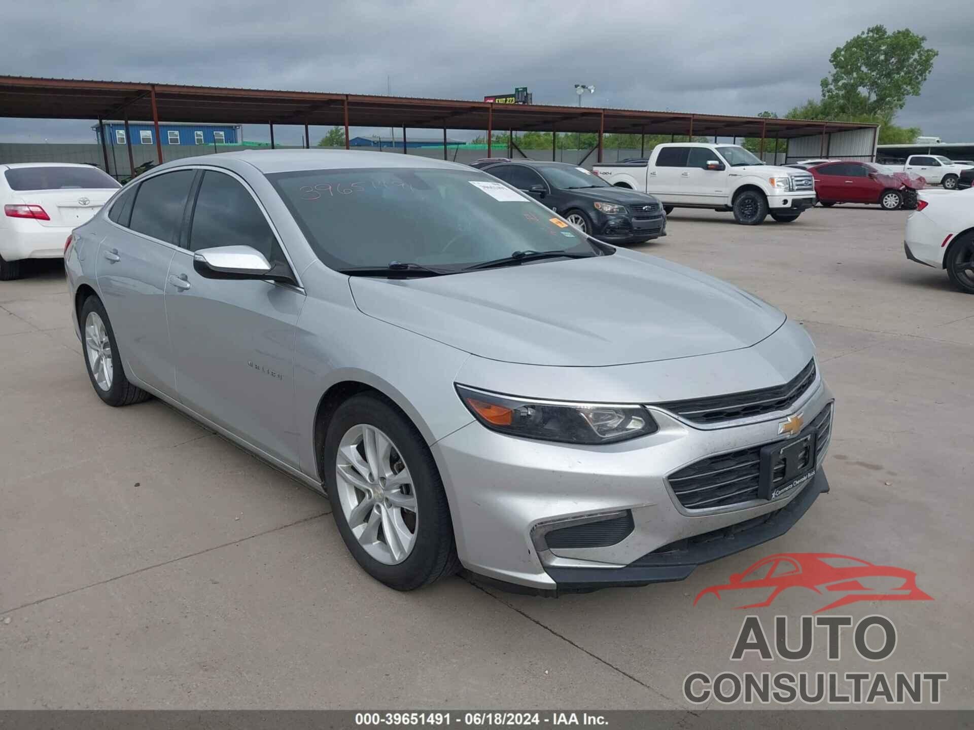 CHEVROLET MALIBU 2018 - 1G1ZD5ST7JF247300