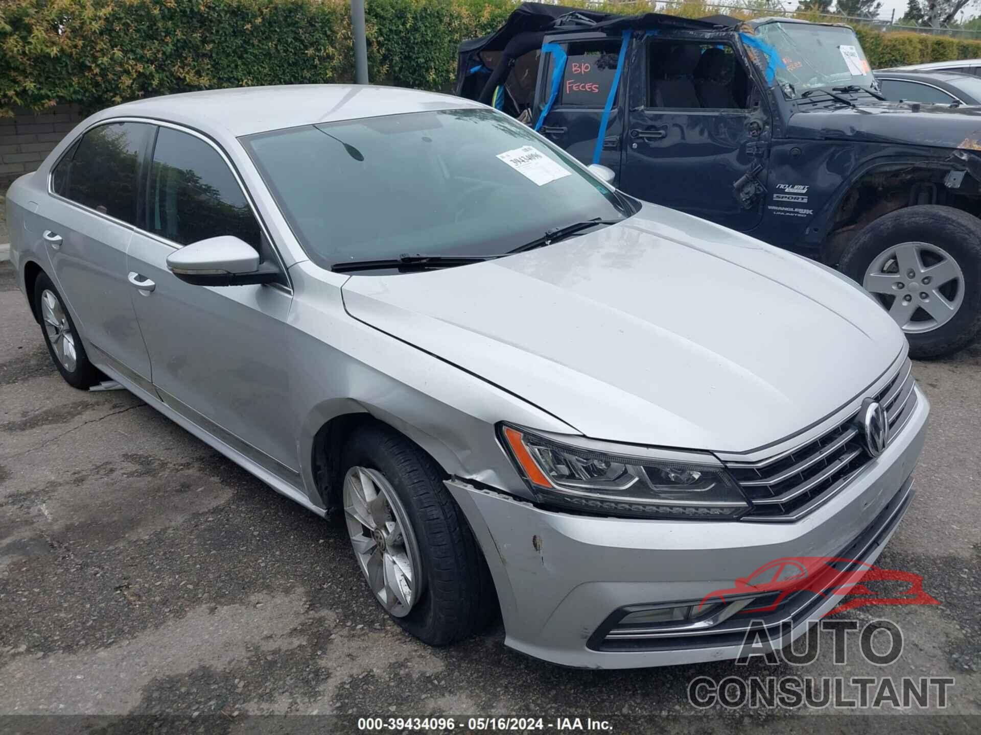 VOLKSWAGEN PASSAT 2016 - 1VWAT7A3XGC052660