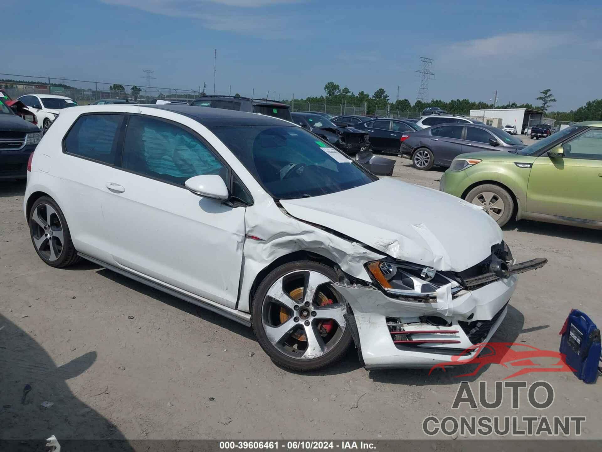 VOLKSWAGEN GOLF GTI 2015 - 3VWTT7AU3FM054152