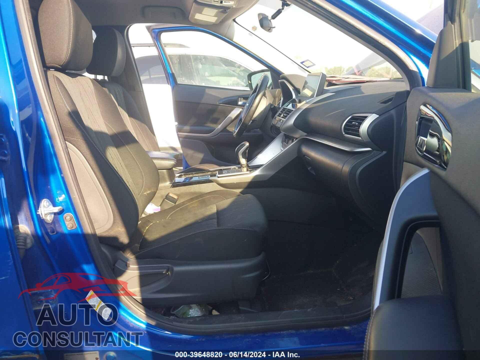 MITSUBISHI ECLIPSE CROSS 2018 - JA4AT5AA5JZ057933