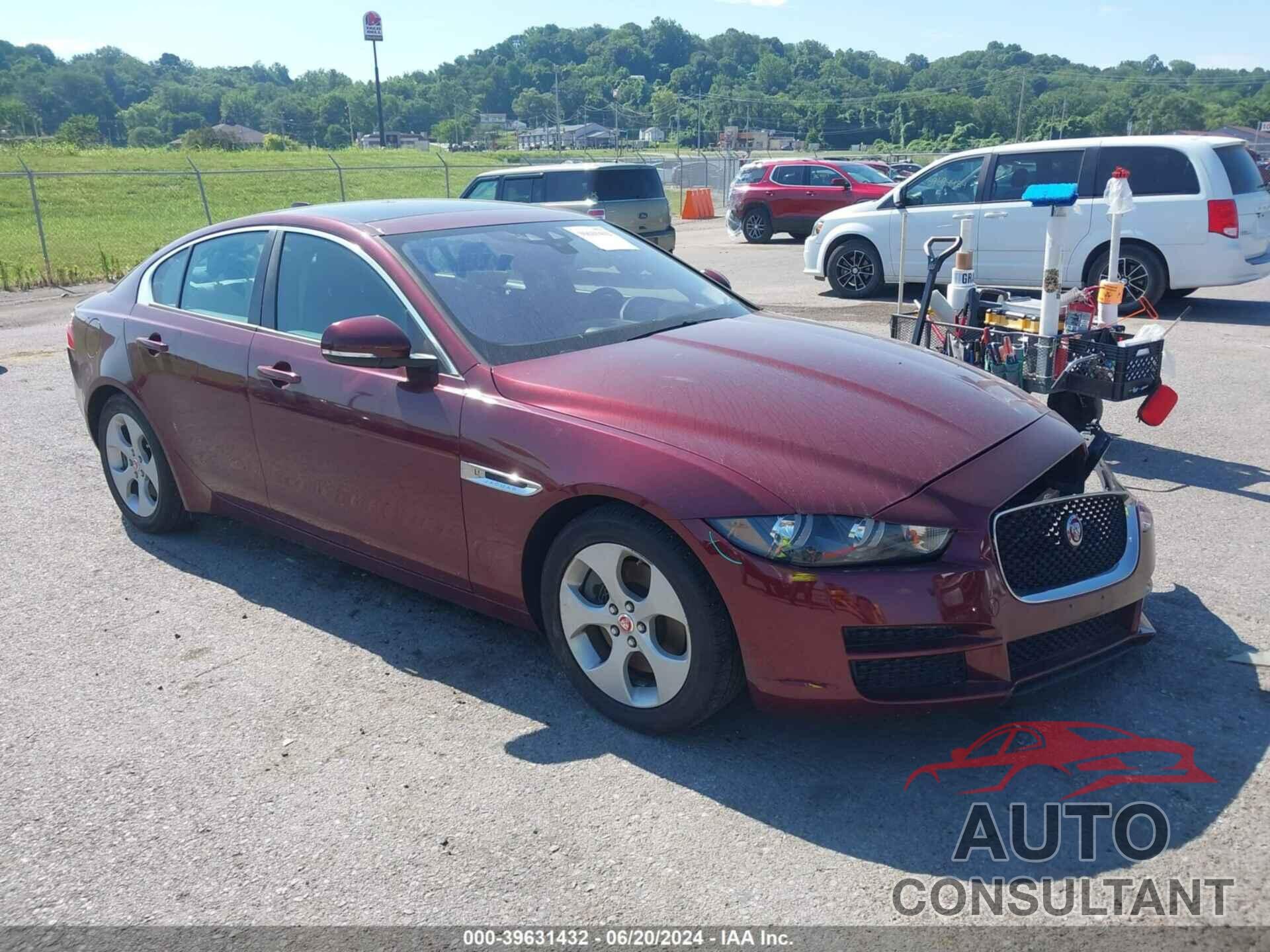 JAGUAR XE 2017 - SAJAR4BG8HA960976