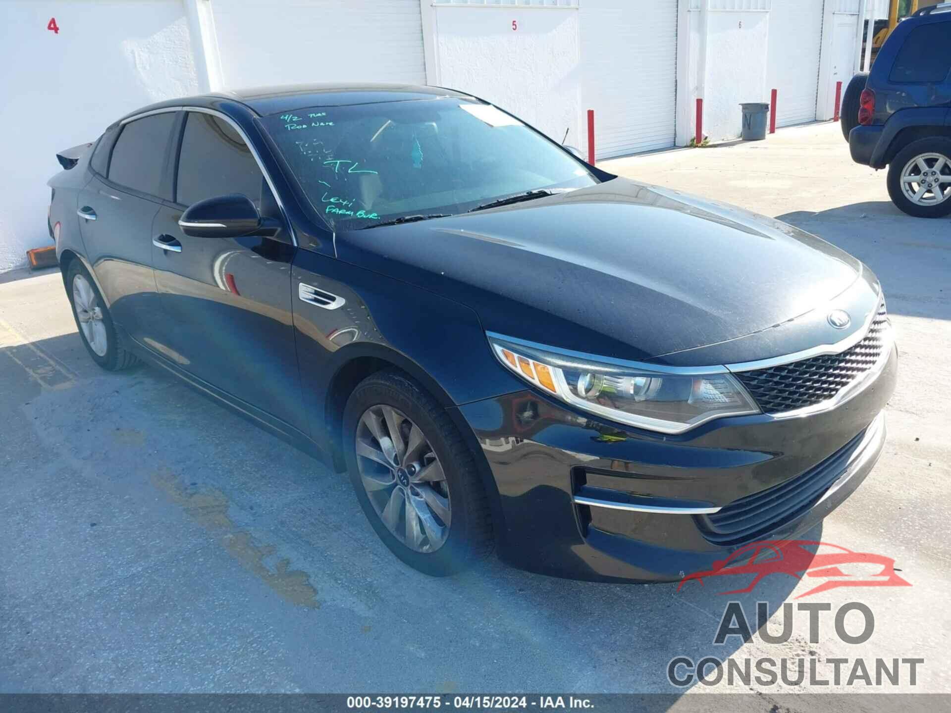KIA OPTIMA 2016 - 5XXGT4L33GG002028