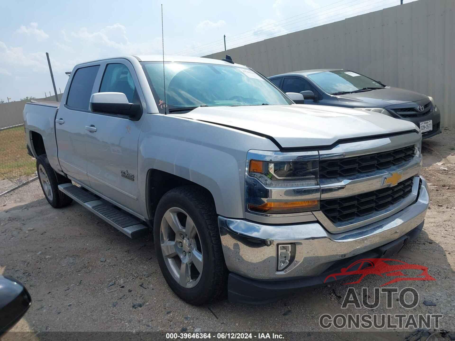 CHEVROLET SILVERADO 1500 2018 - 3GCPCREC3JG451787