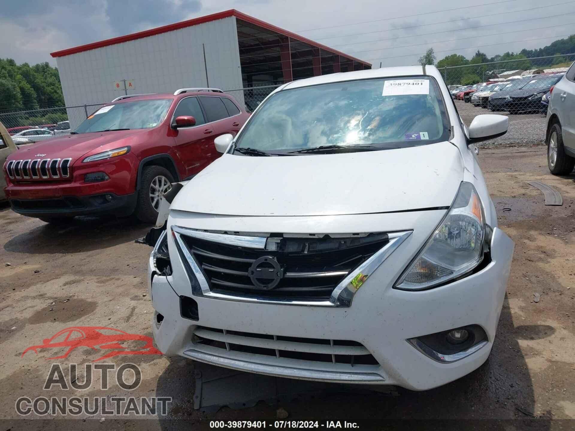 NISSAN VERSA 2018 - 3N1CN7AP1JL821683