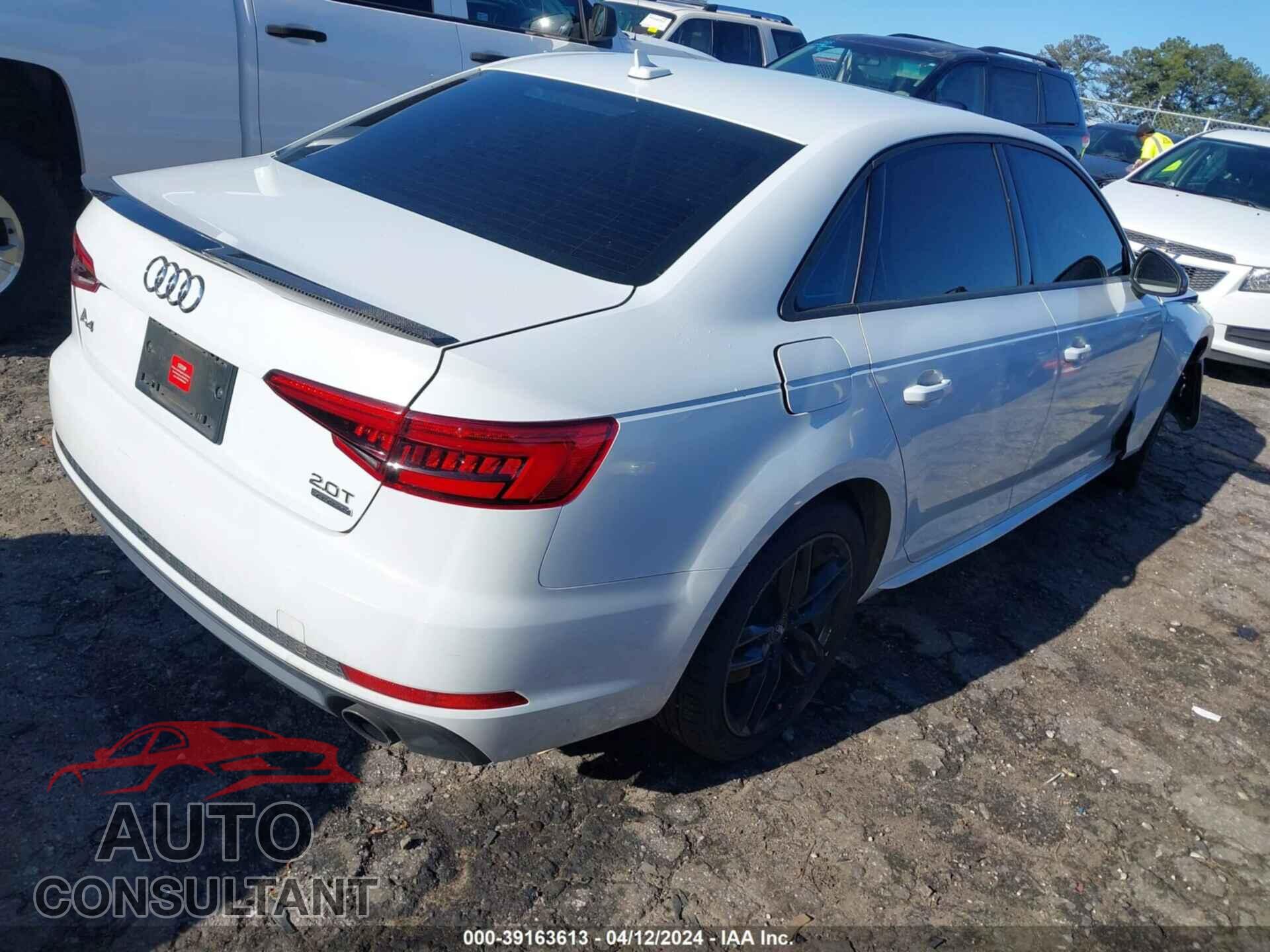 AUDI A4 2017 - WAUDNAF45HN056921