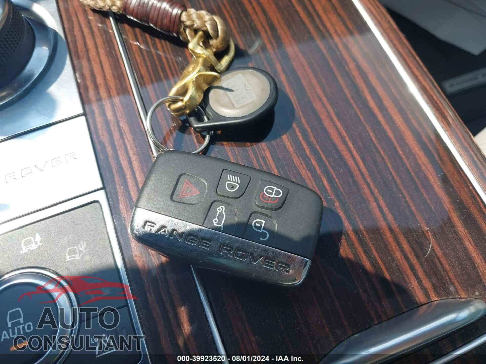 LAND ROVER RANGE ROVER 2017 - SALGS2FV7HA345452