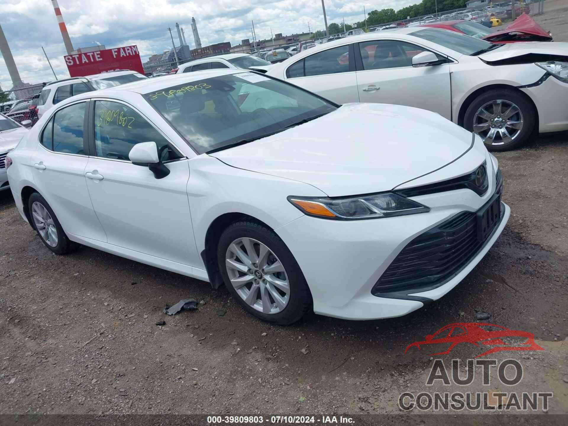 TOYOTA CAMRY 2019 - 4T1B11HK1KU823027