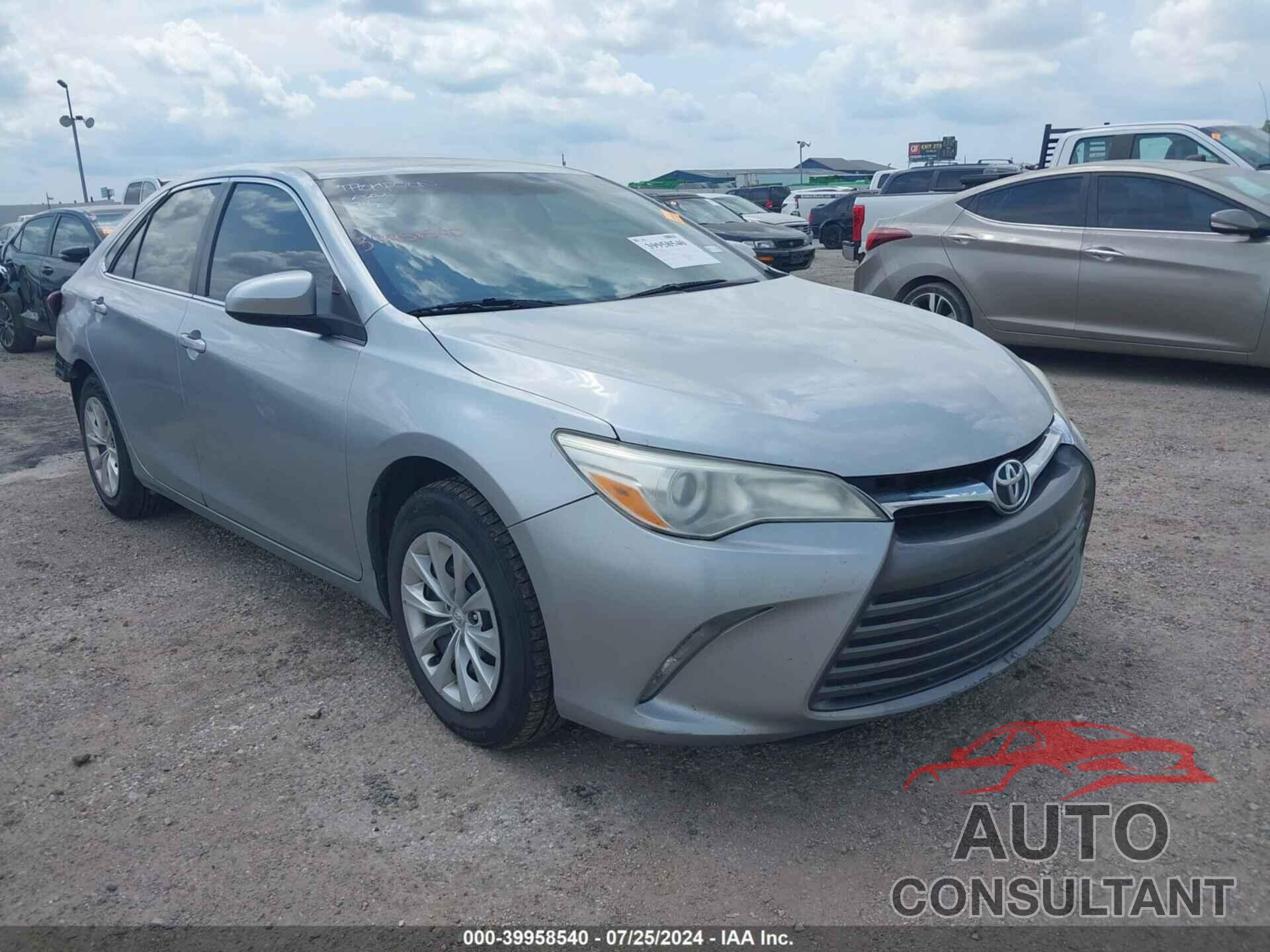 TOYOTA CAMRY 2016 - 4T1BF1FK3GU240082