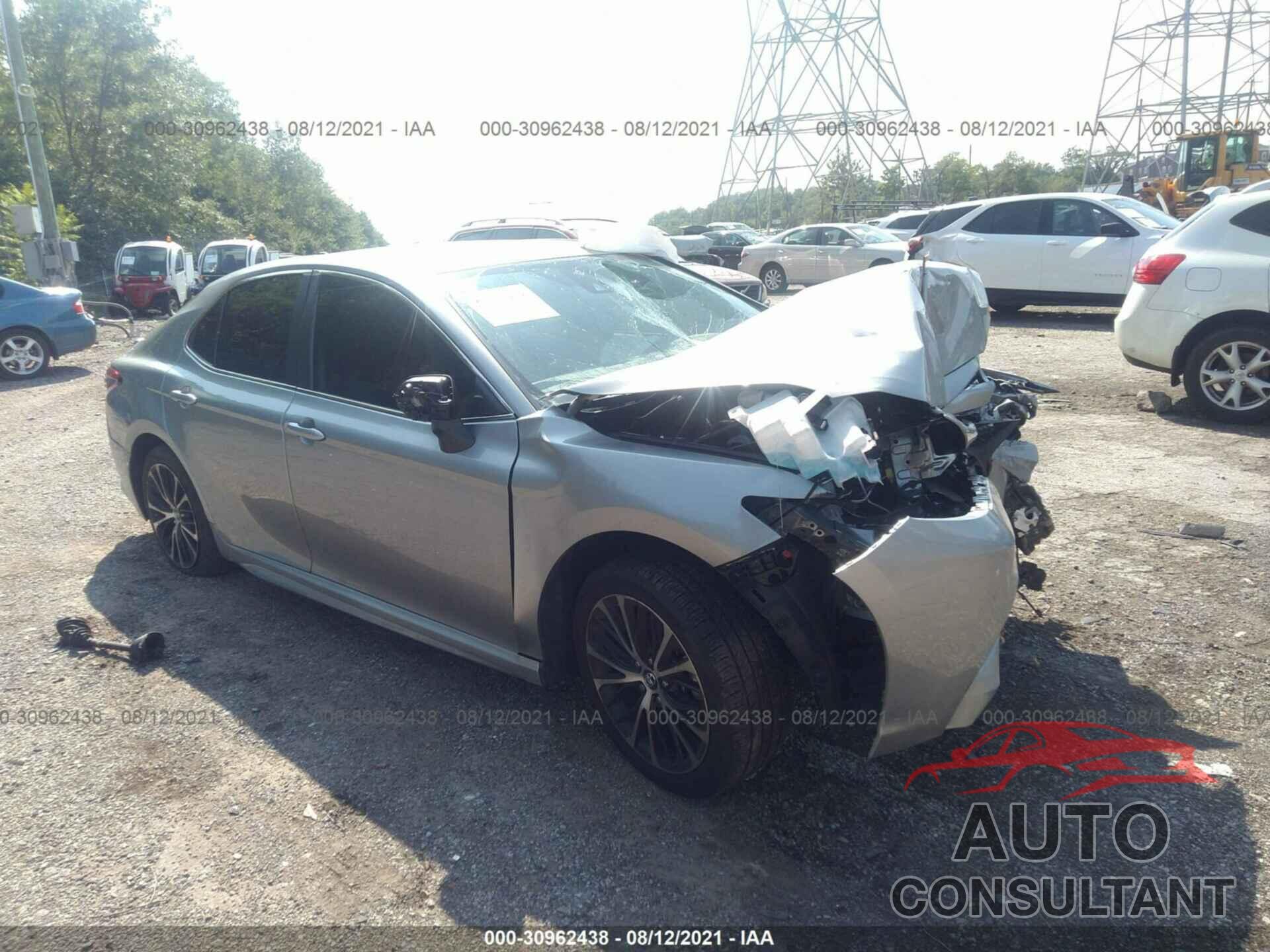 TOYOTA CAMRY 2019 - 4T1B11HK4KU775734