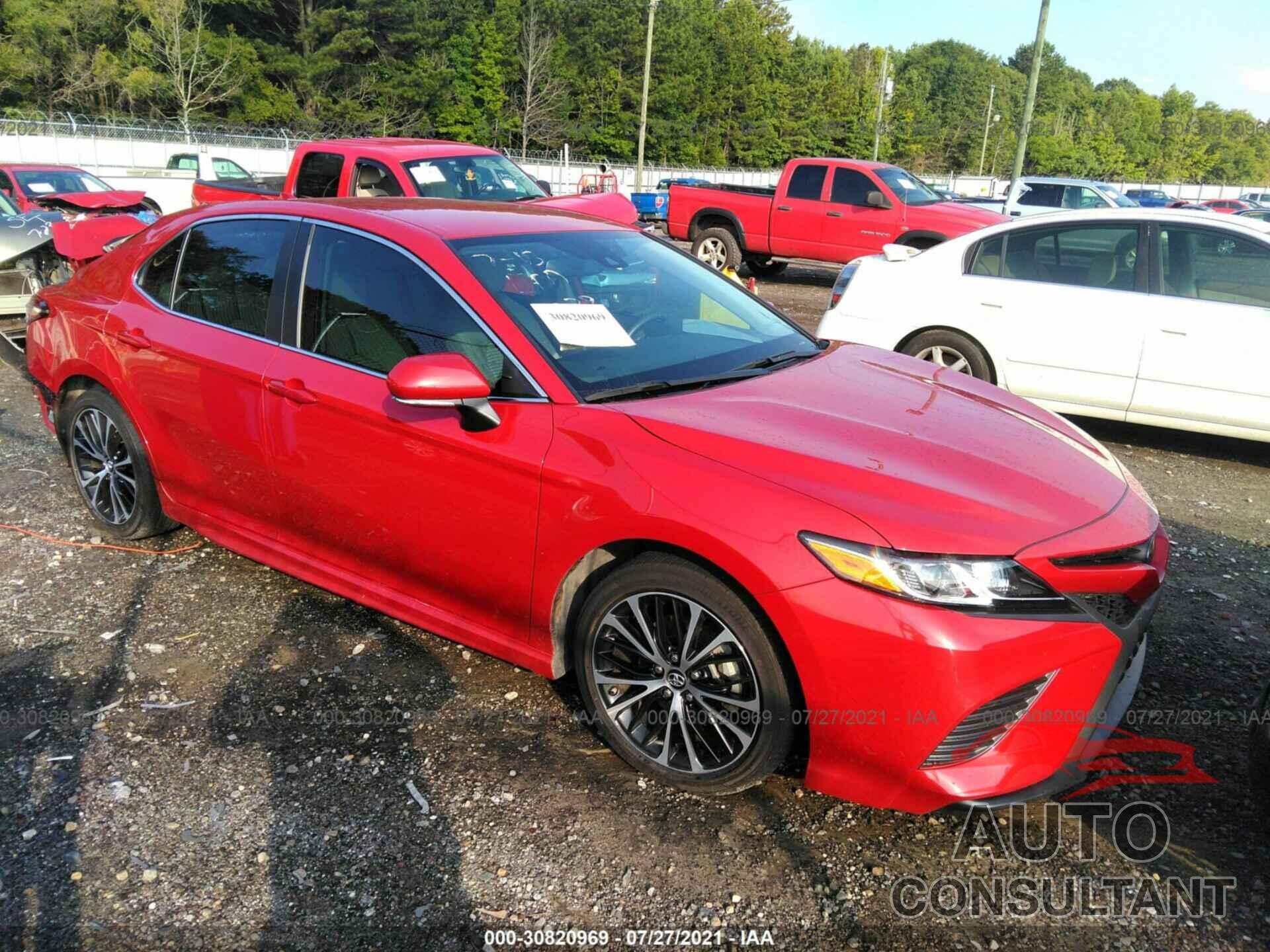 2019 CAMRY TOYOTA