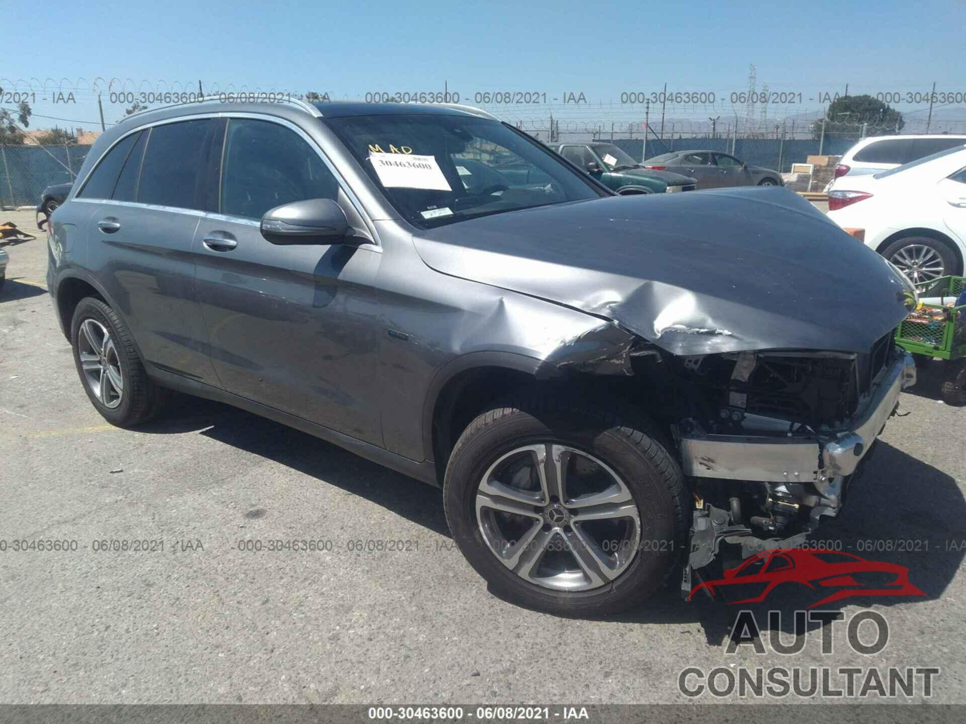 MERCEDES-BENZ GLC 2019 - WDC0G5EB6KF602348