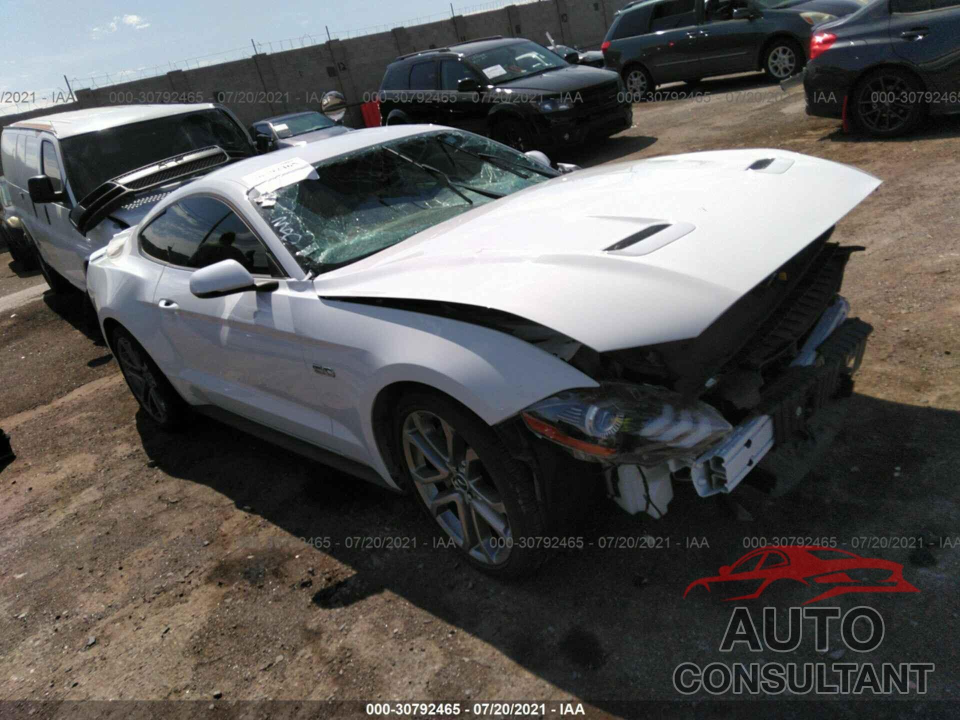 FORD MUSTANG 2018 - 1FA6P8CF9J5118949