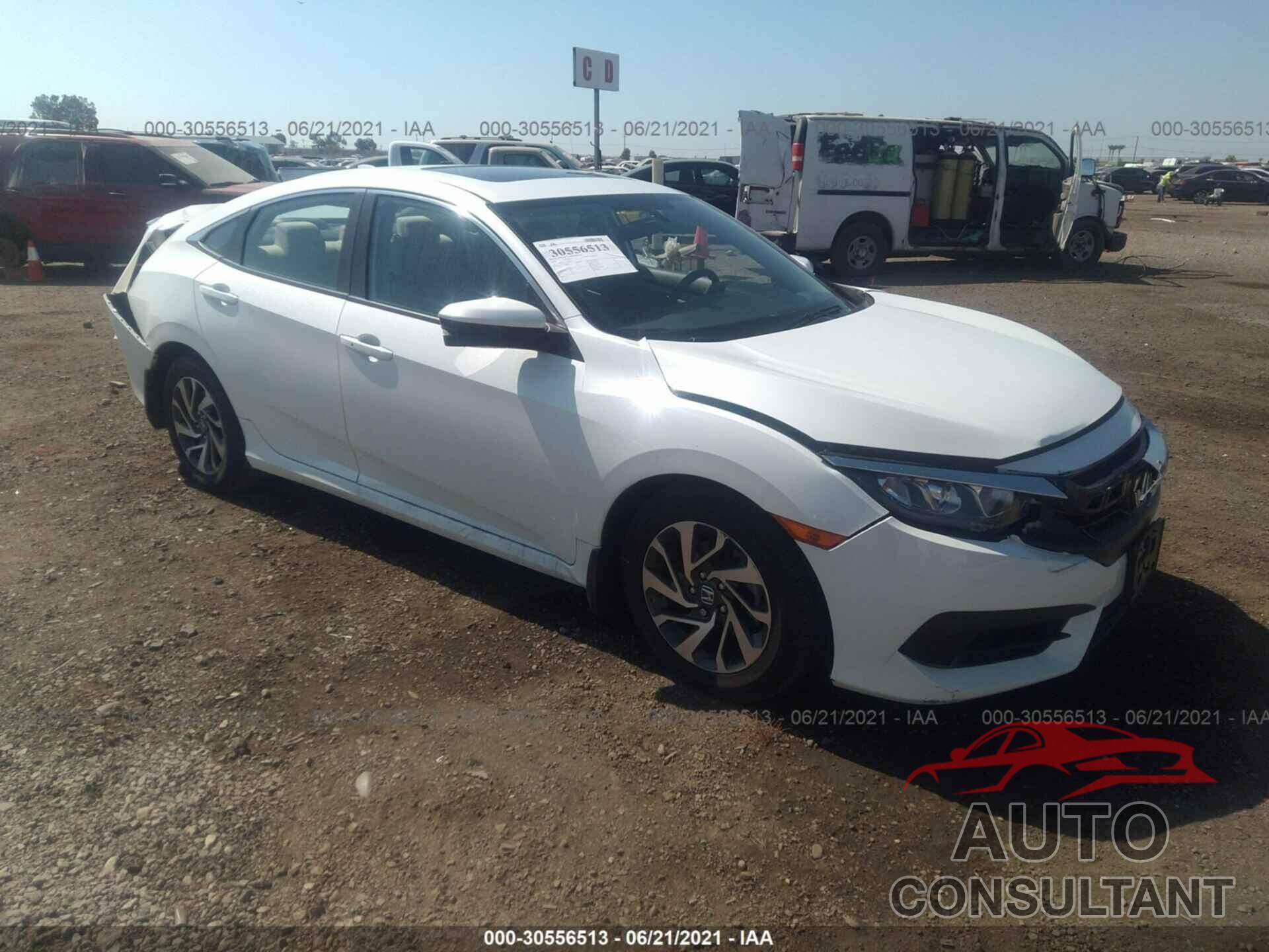 HONDA CIVIC SEDAN 2018 - 19XFC2F73JE015392