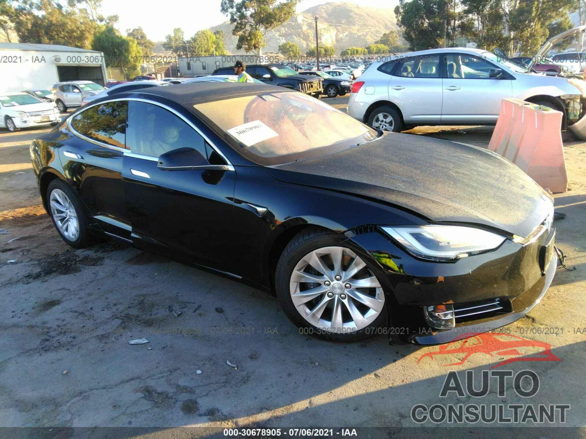 TESLA MODEL S 2018 - 5YJSA1E23JF282725