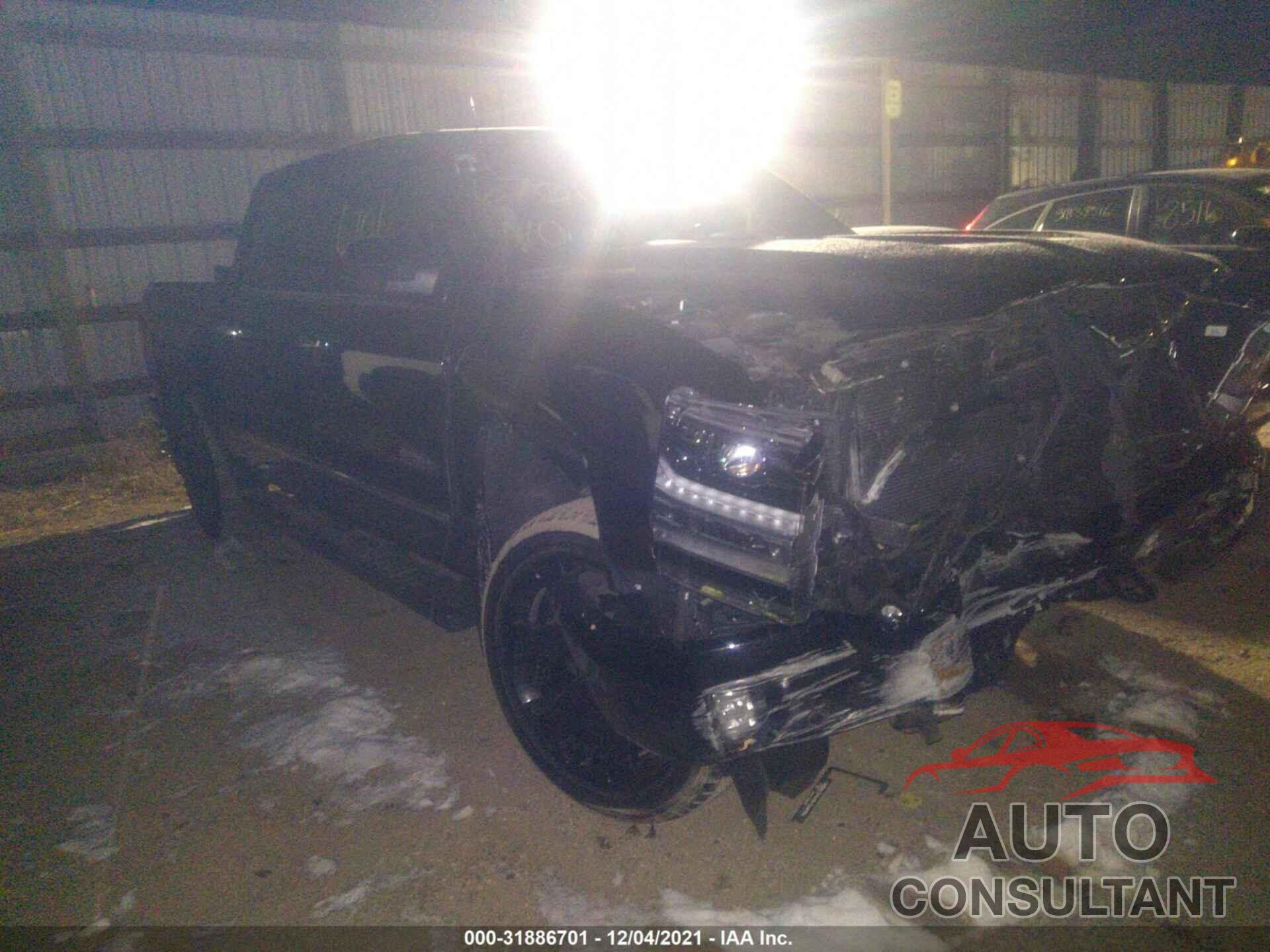 CHEVROLET SILVERADO 1500 2018 - 3GCUKTEJ4JG364398