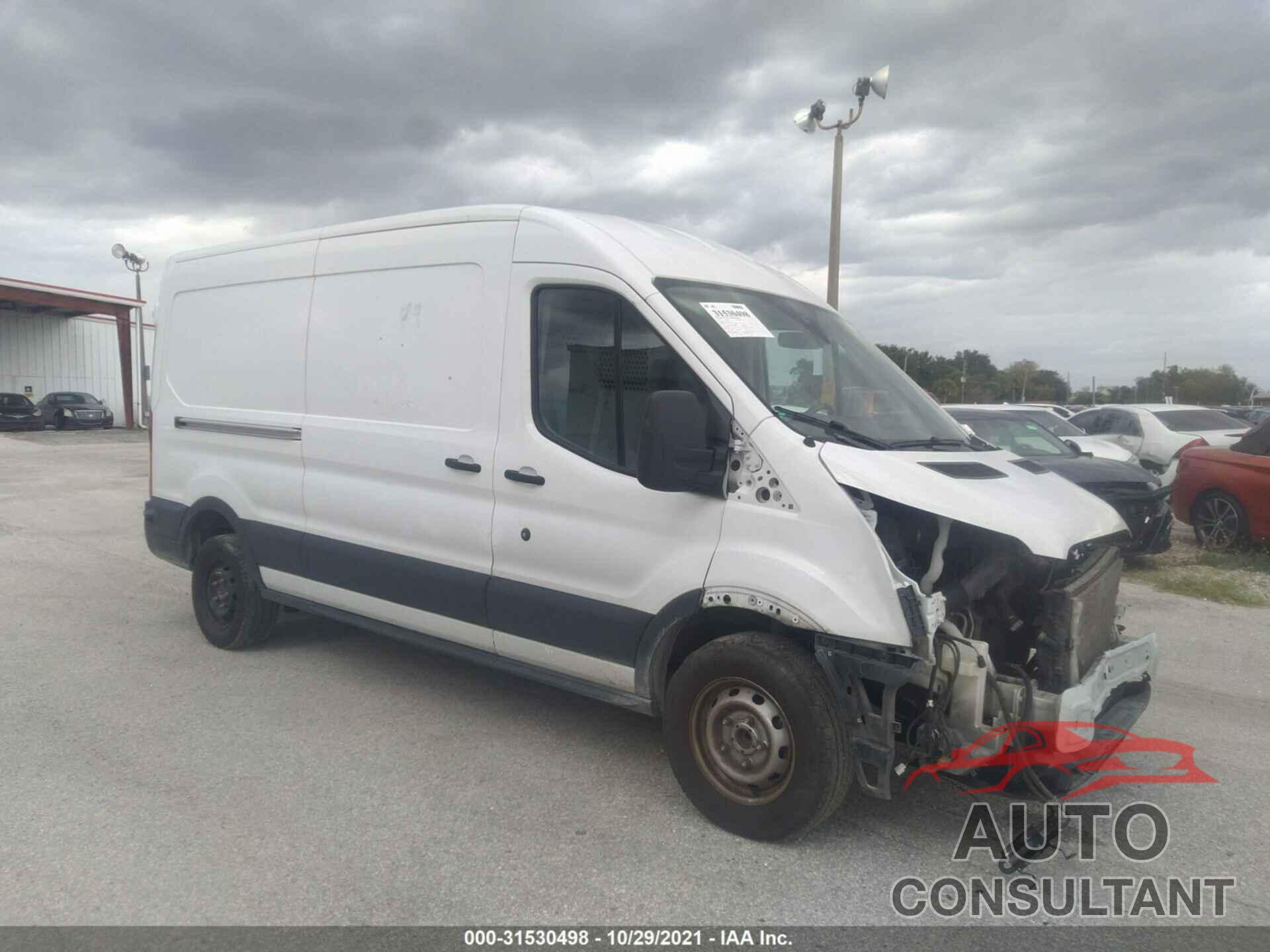 FORD TRANSIT VAN 2018 - 1FTYR2CM1JKA05717