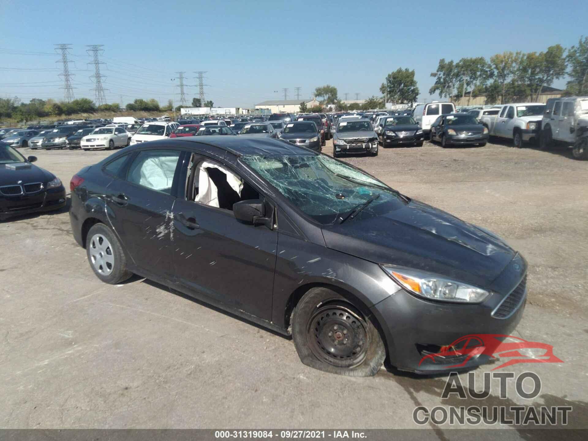 FORD FOCUS 2018 - 1FADP3E21JL276301