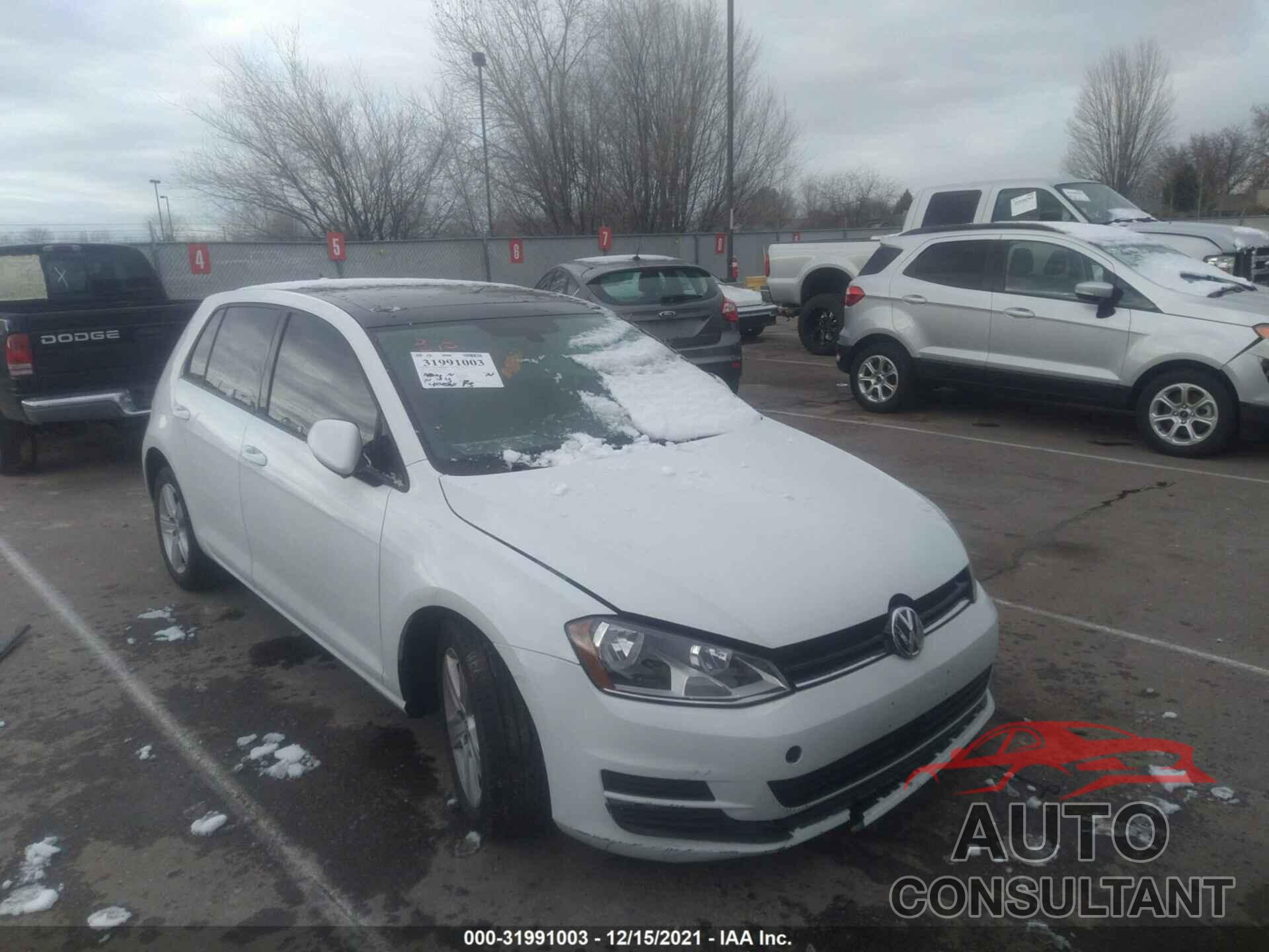 VOLKSWAGEN GOLF 2017 - 3VW217AU1HM071469