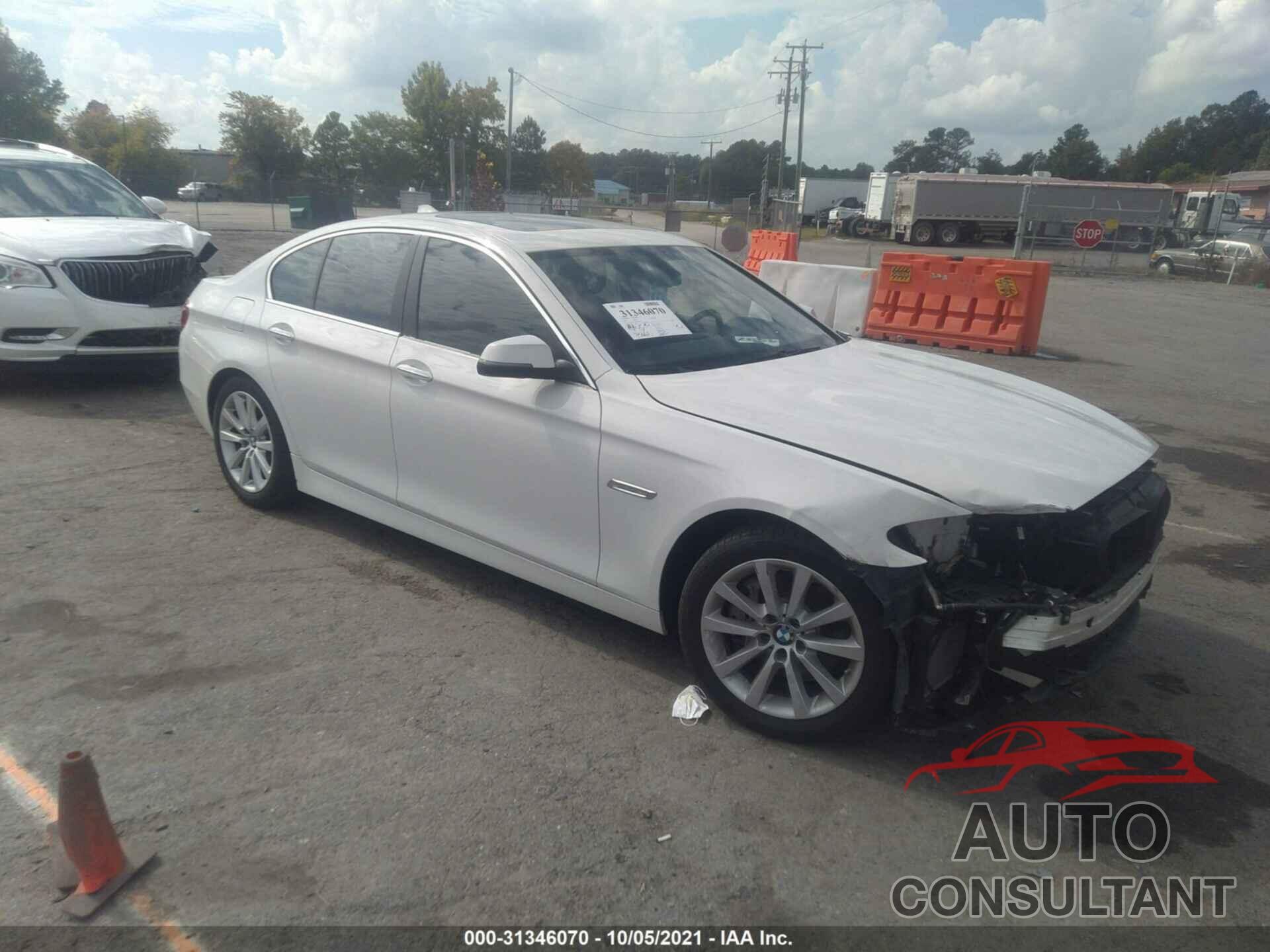 BMW 5 SERIES 2016 - WBA5B3C54GG259145