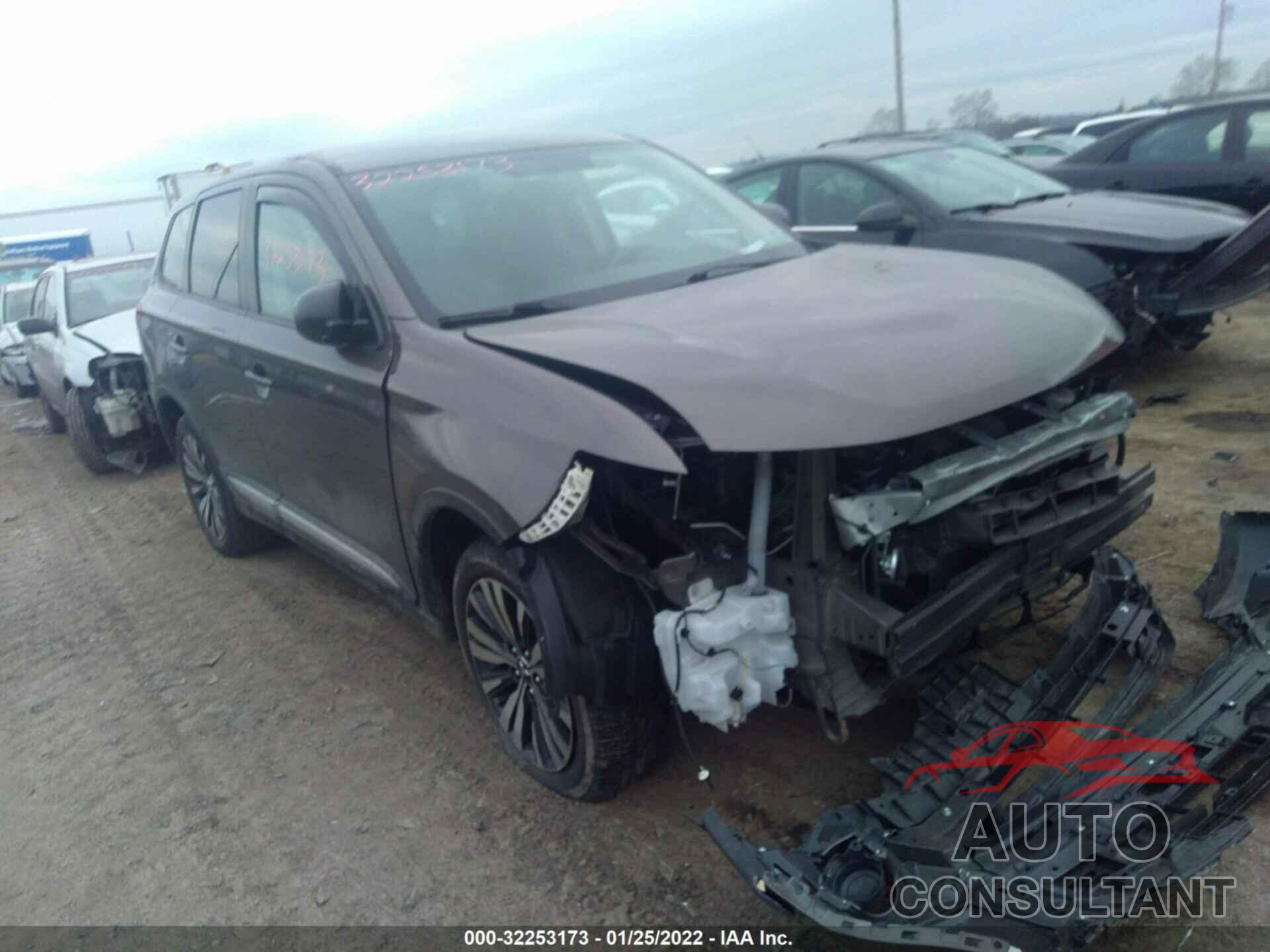 MITSUBISHI OUTLANDER 2019 - JA4AZ3A36KZ021576