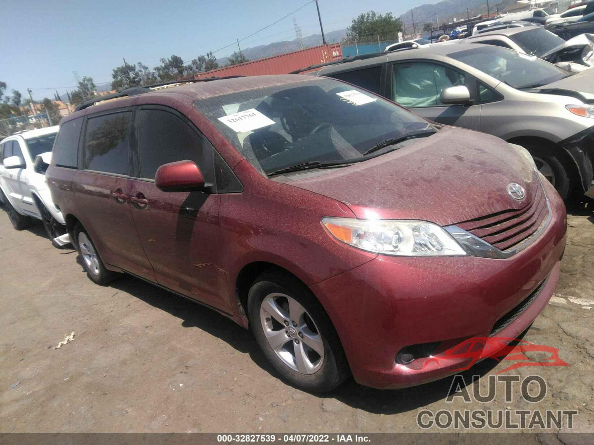 TOYOTA SIENNA 2017 - 5TDKZ3DC5HS831717