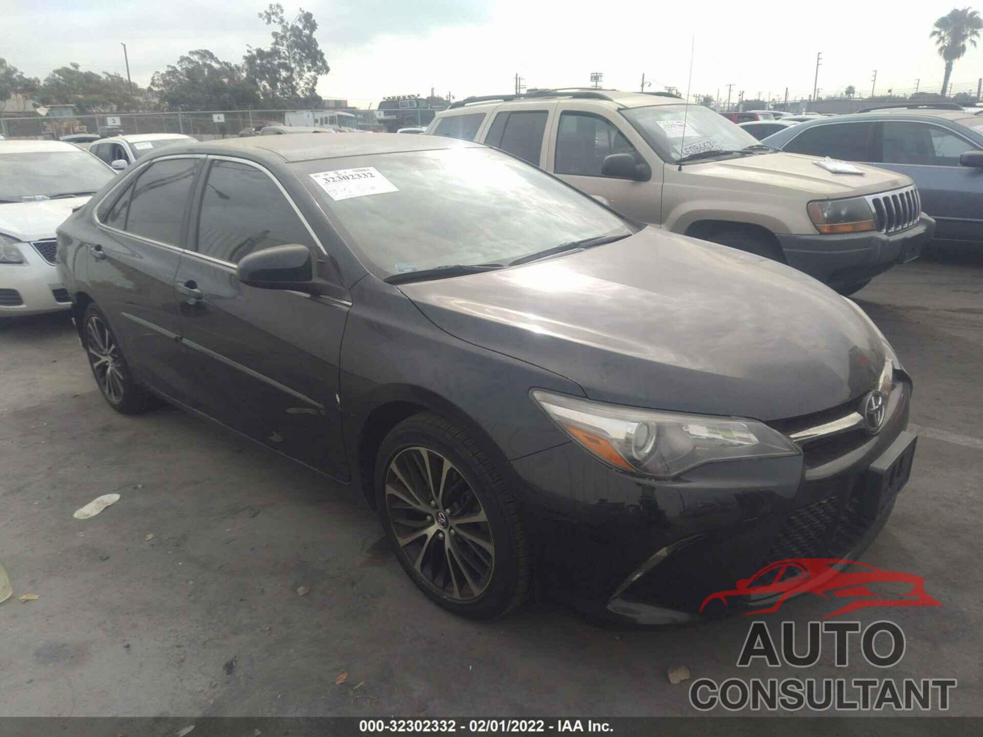 TOYOTA CAMRY 2016 - 4T1BF1FK8GU502534