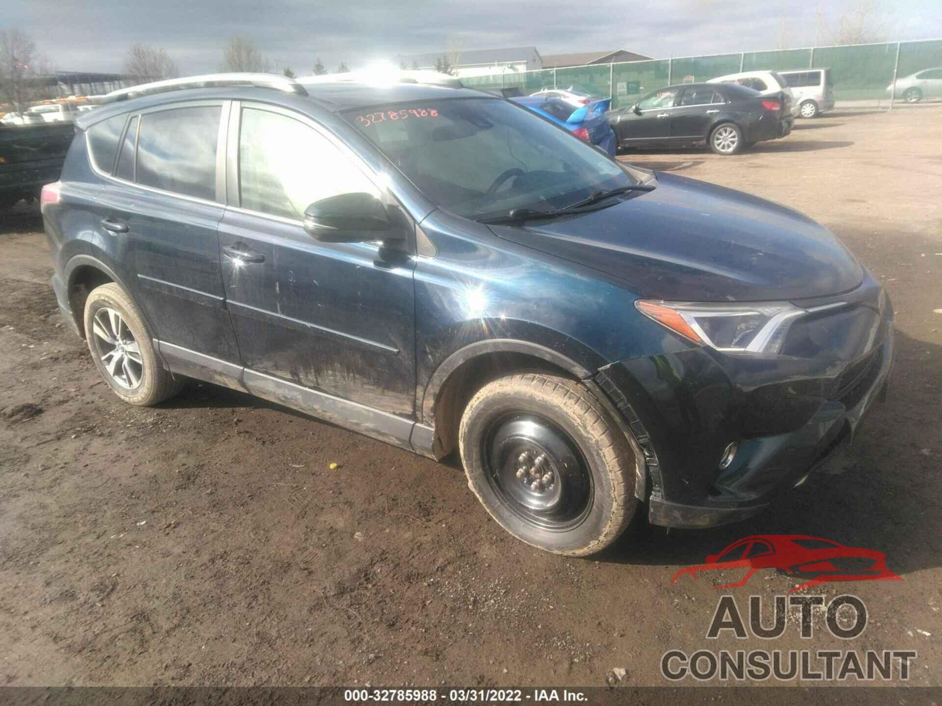 TOYOTA RAV4 2017 - JTMRFREV8HJ166707