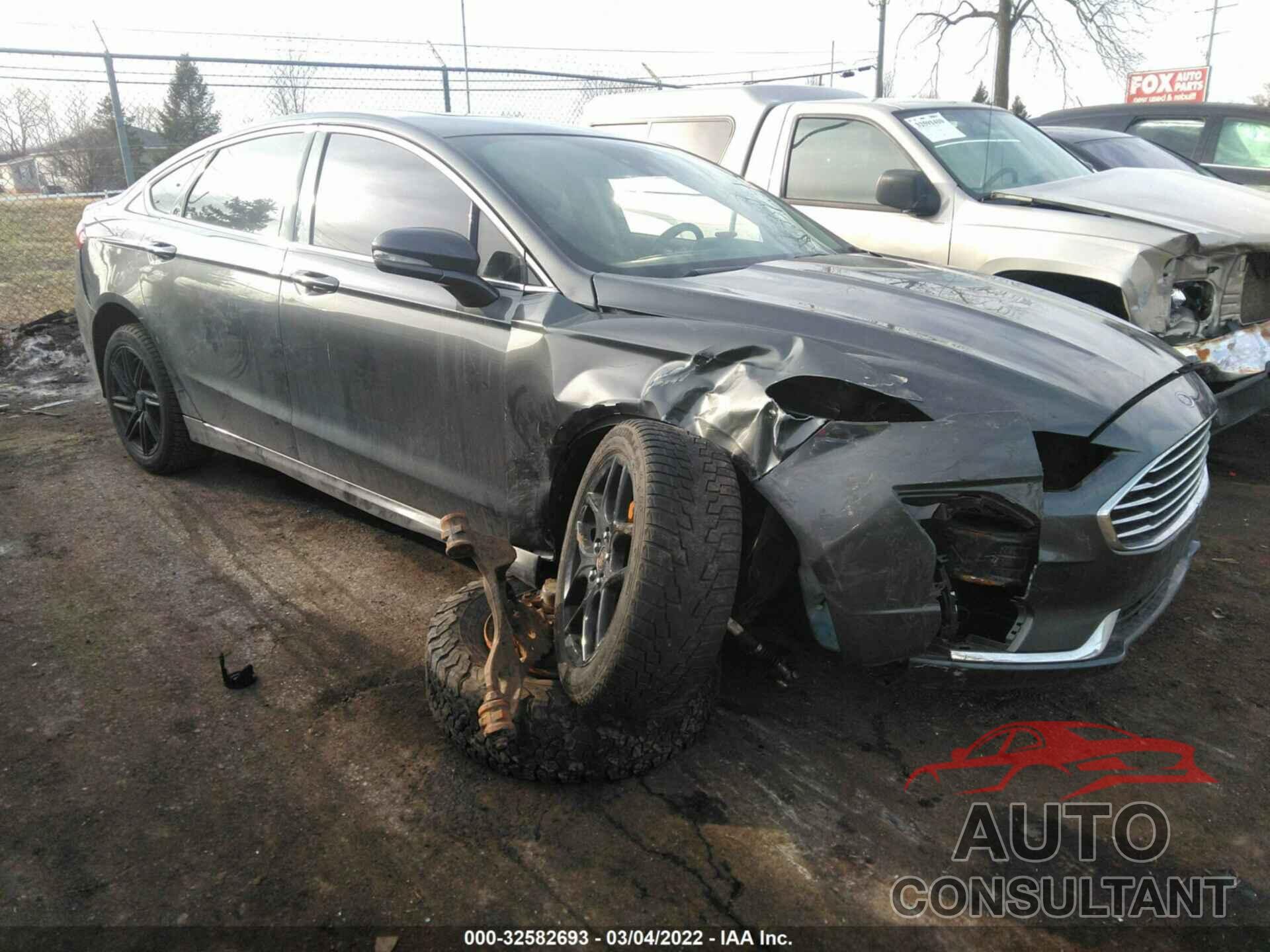 FORD FUSION 2019 - 3FA6P0CD9KR149925