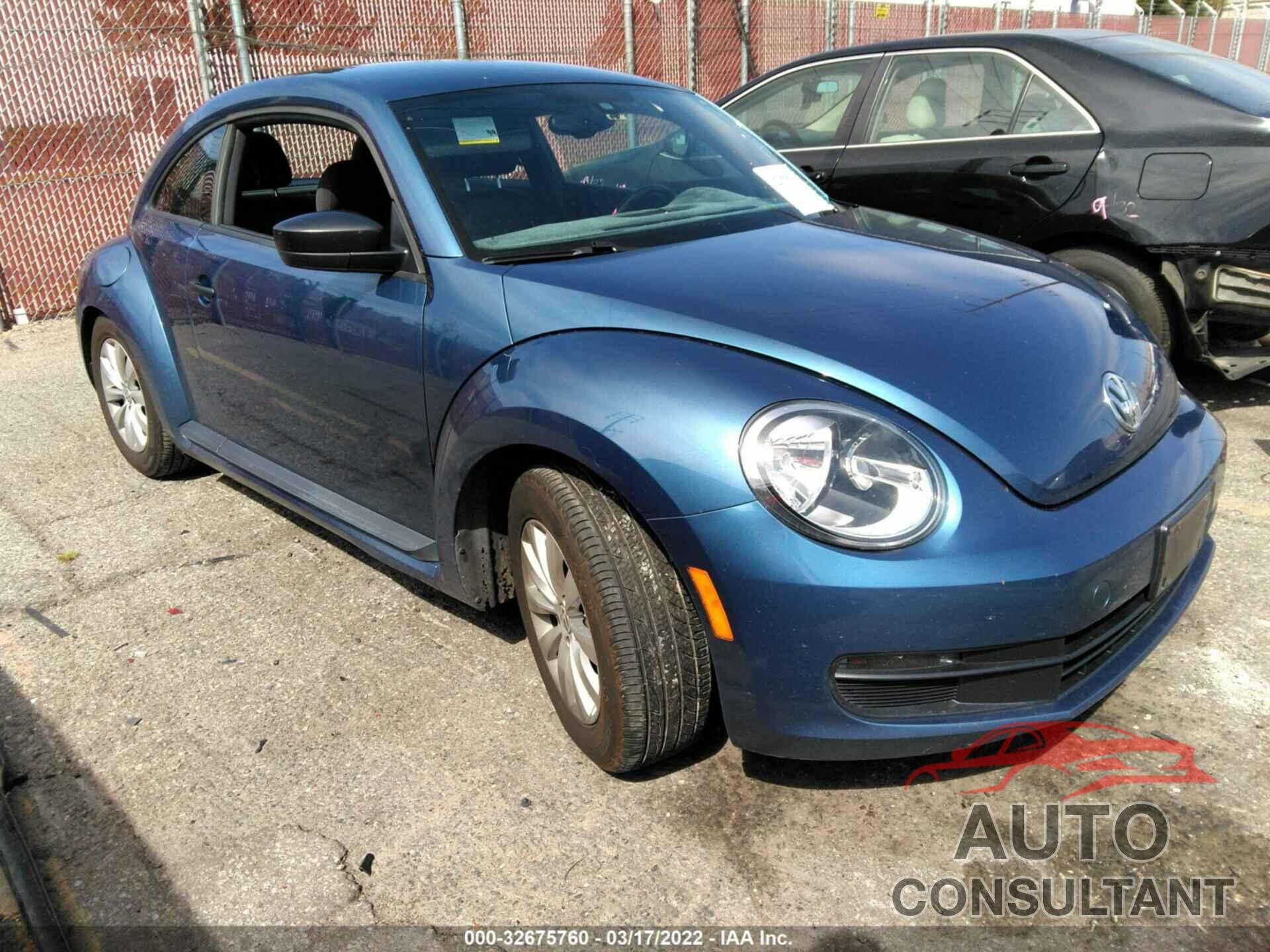 VOLKSWAGEN BEETLE COUPE 2016 - 3VWF17AT3GM602095