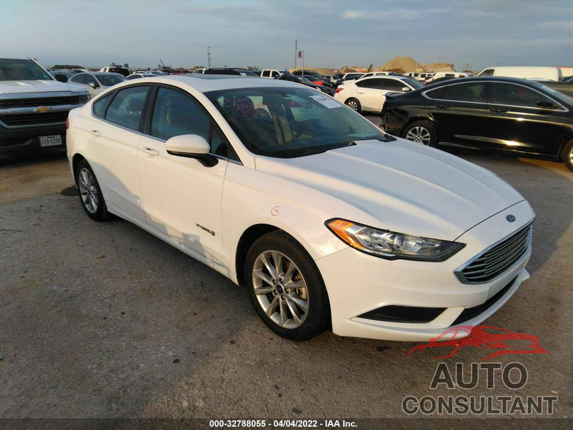 FORD FUSION 2017 - 3FA6P0LU6HR317996