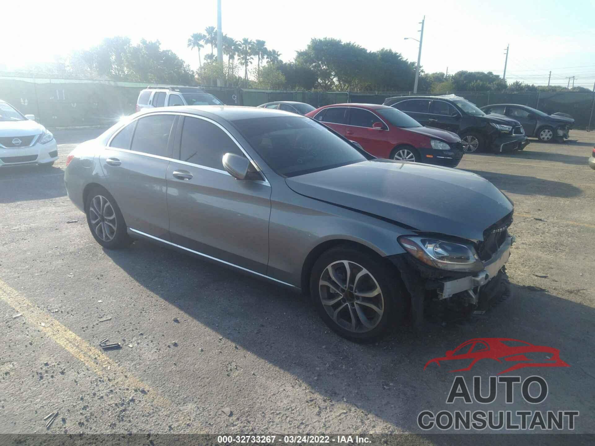 MERCEDES-BENZ C-CLASS 2016 - 55SWF4JB9GU130840