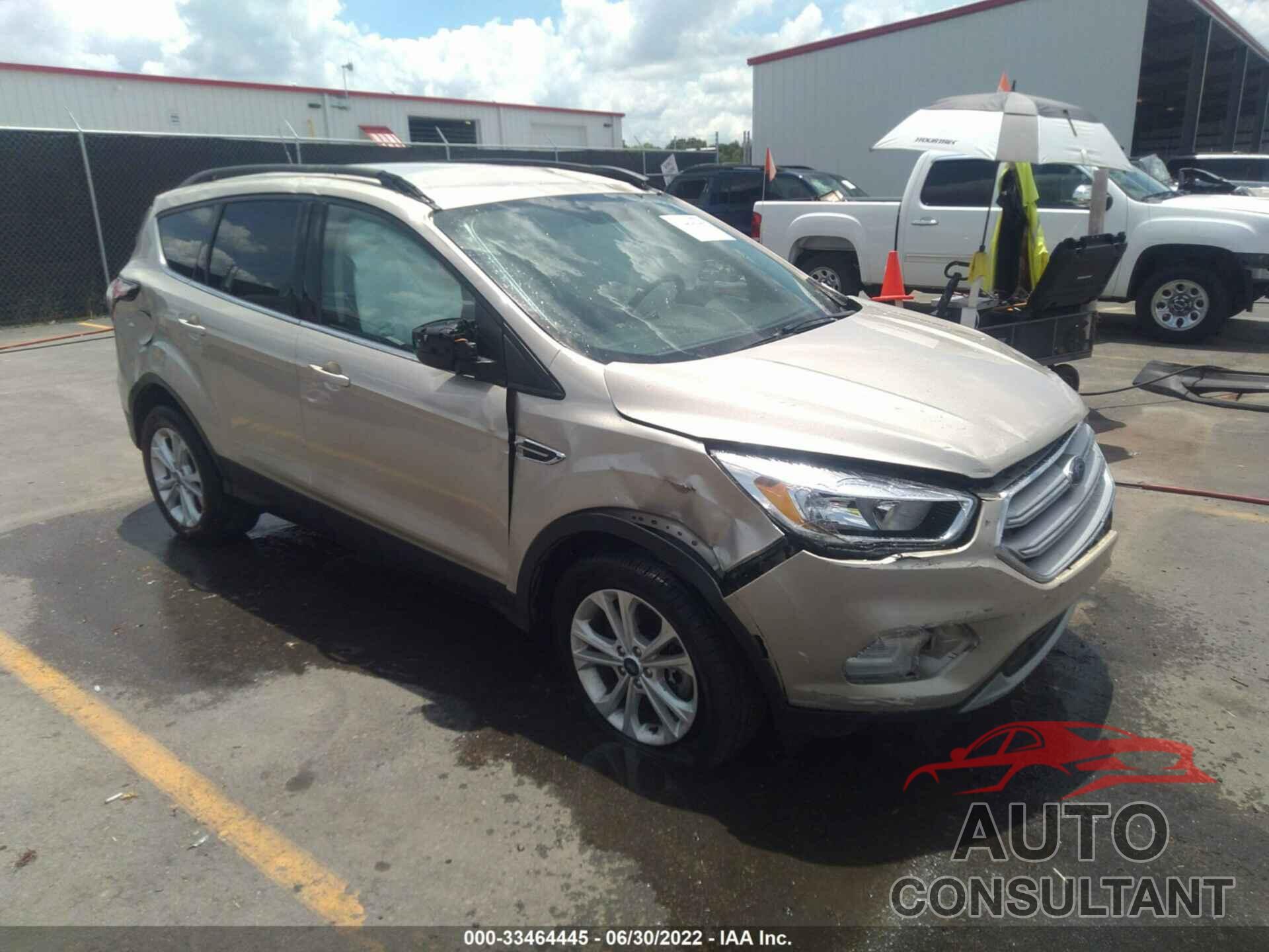 FORD ESCAPE 2018 - 1FMCU9GD5JUD39177