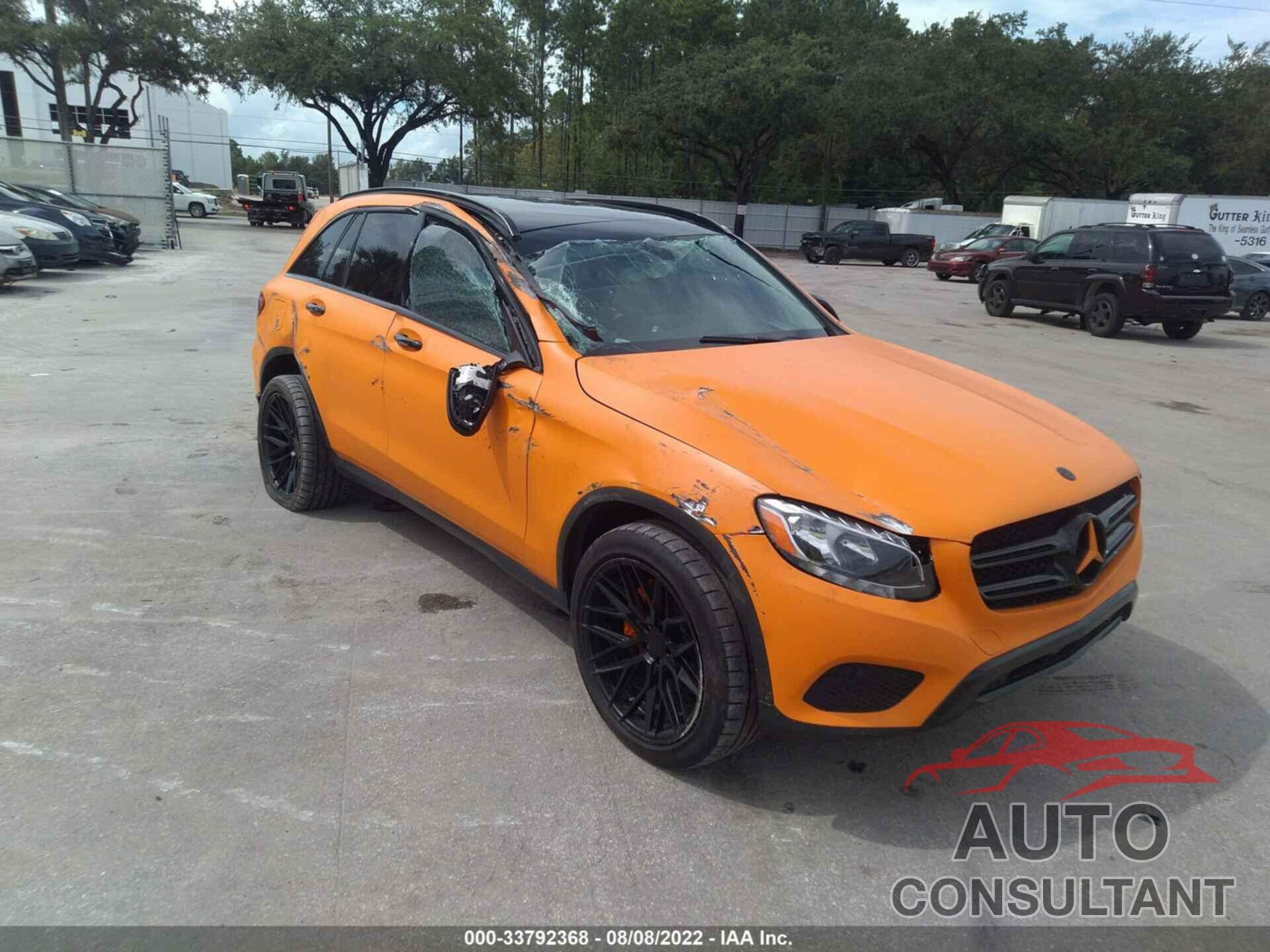MERCEDES-BENZ GLC 300 2016 - WDC0G4JB2GF102811